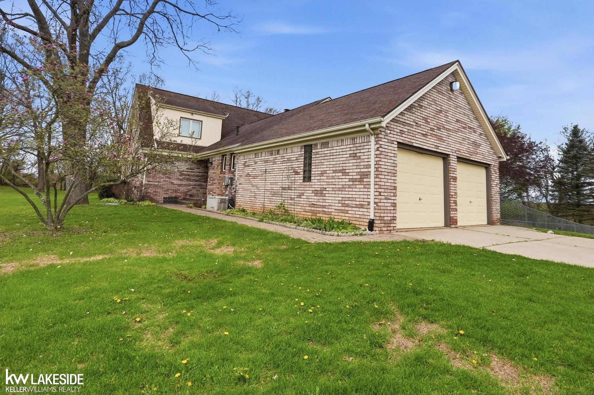 70350 Henry Ross Drive, MI 48065 — Photo 41