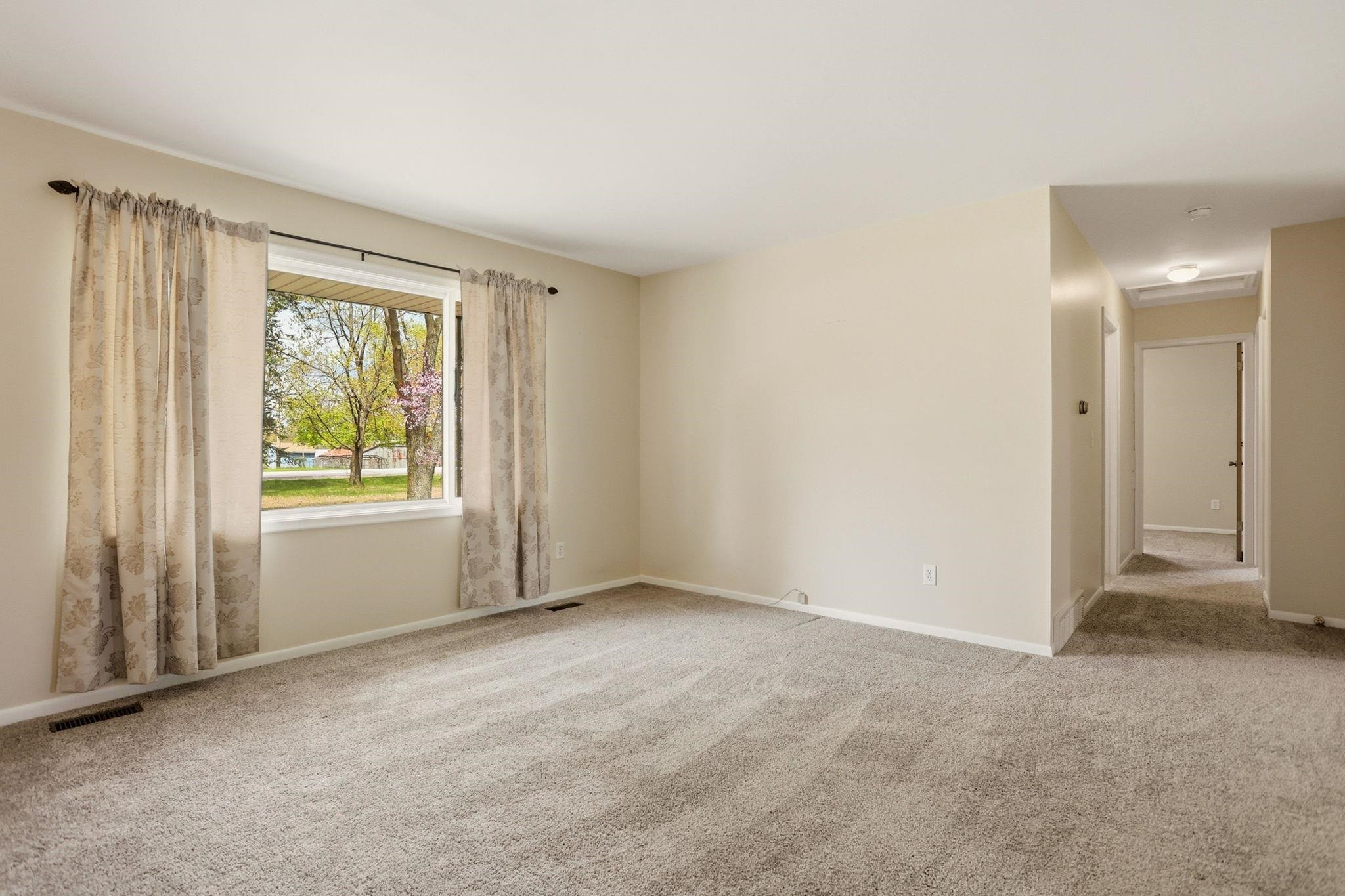 8995 Birch Run Road, Millington, MI 48746 — Photo 8