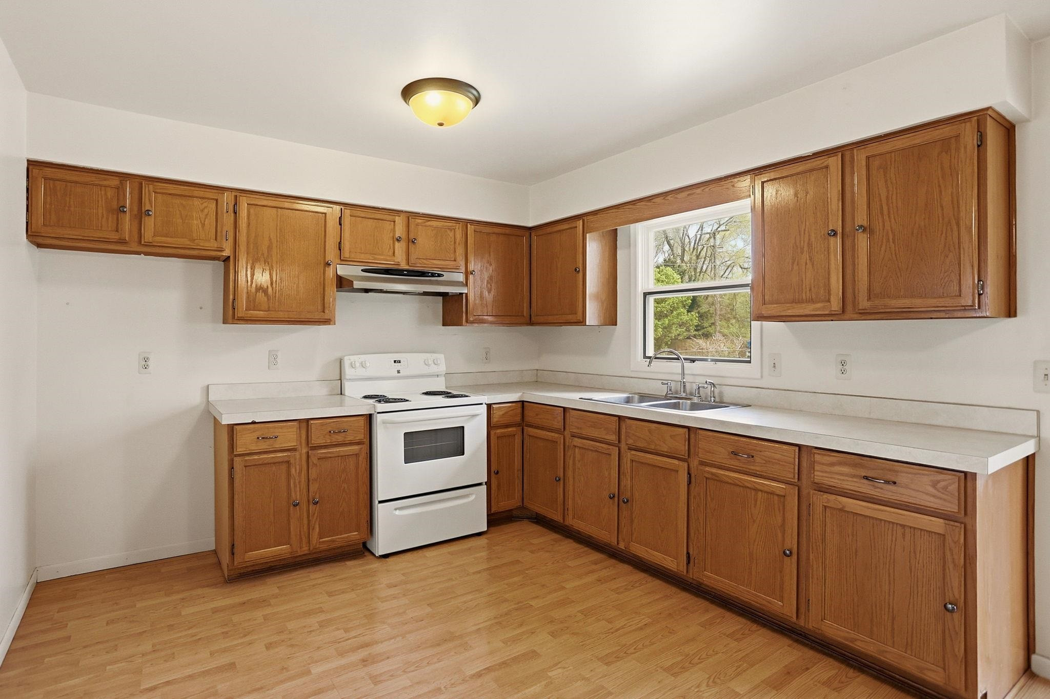 8995 Birch Run Road, Millington, MI 48746 — Photo 12
