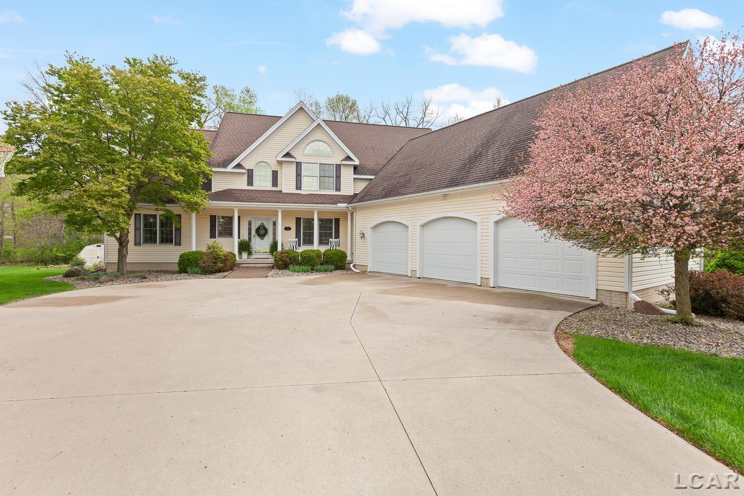 3754 Timberhill Drive, Adrian, MI 49221 — Photo 2