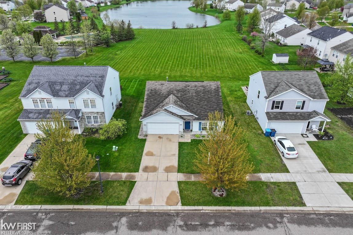 7428 Deer Creek Drive, Swartz Creek, MI 48473 — Photo 5