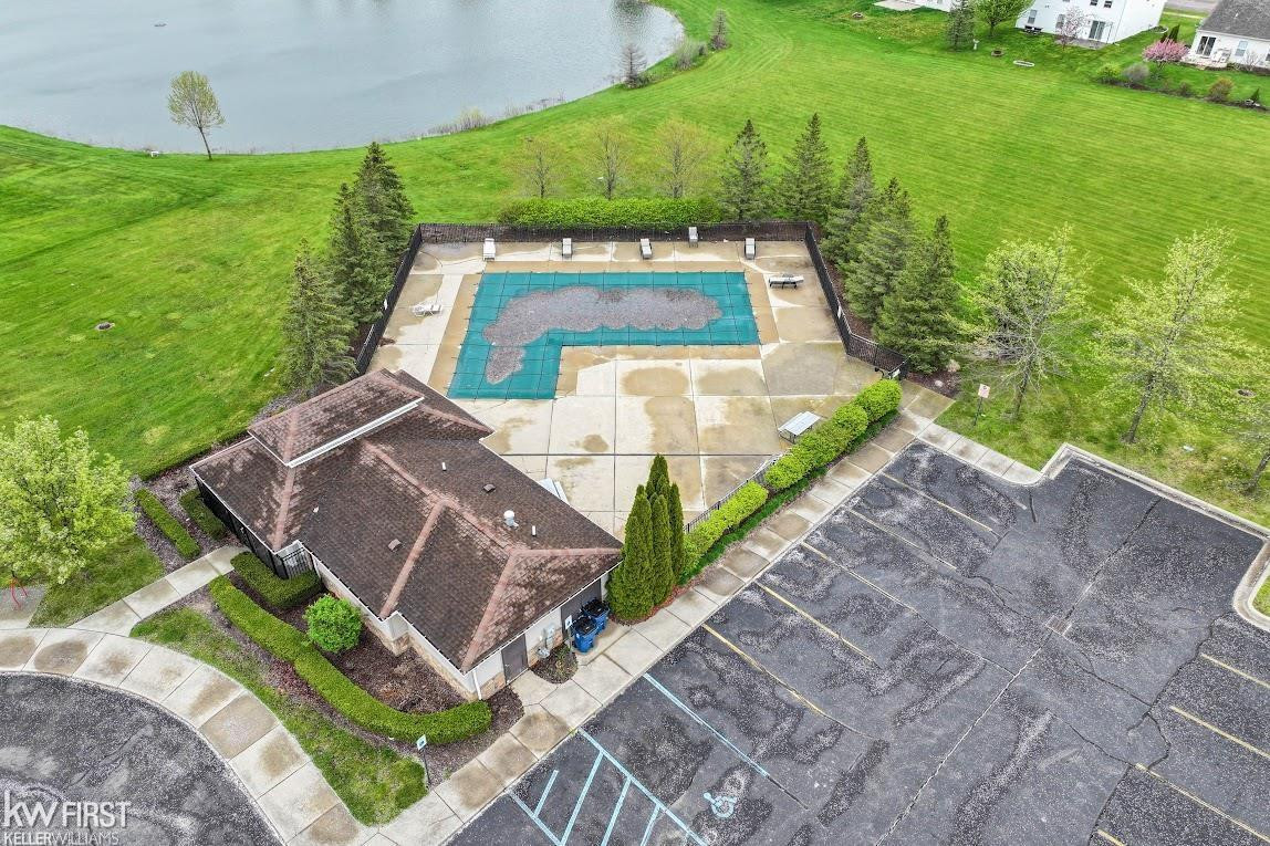 7428 Deer Creek Drive, Swartz Creek, MI 48473 — Photo 28