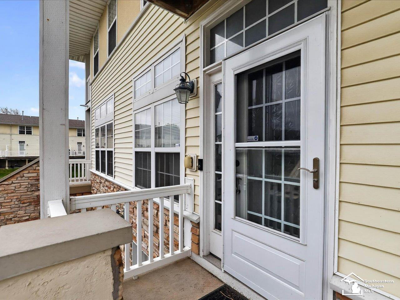 803 Catalina Cove, Luna Pier, MI 48157 — Photo 5