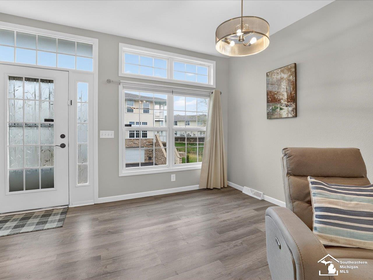 803 Catalina Cove, Luna Pier, MI 48157 — Photo 11