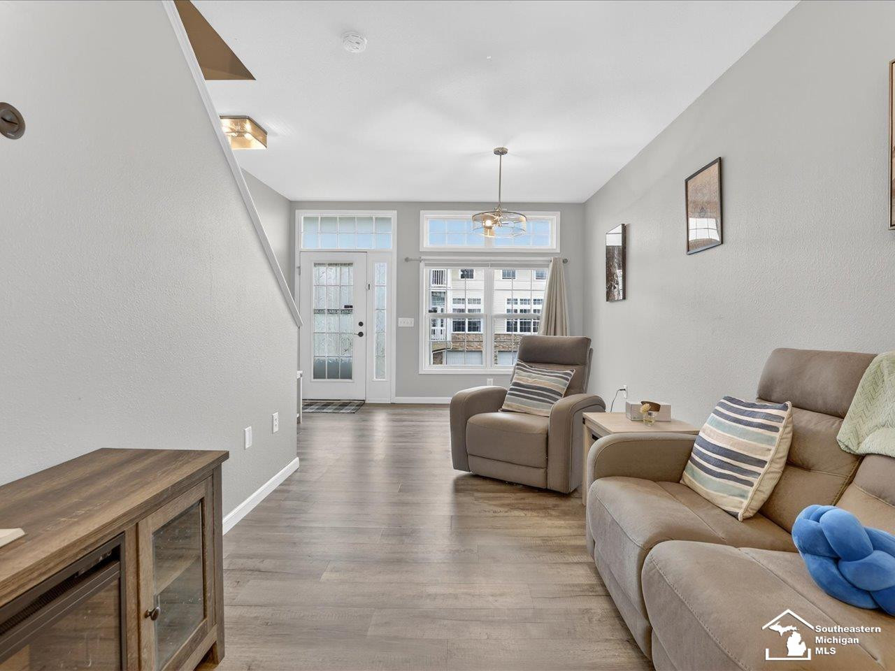 803 Catalina Cove, Luna Pier, MI 48157 — Photo 12