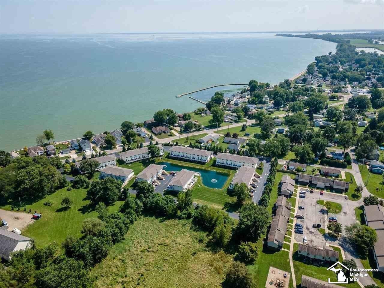 803 Catalina Cove, Luna Pier, MI 48157 — Photo 43