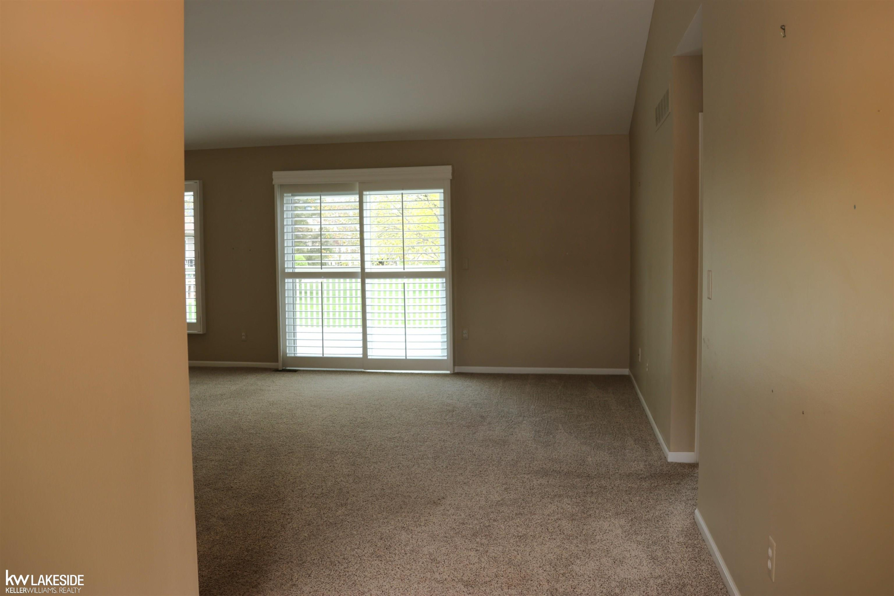6589 Copper Creek Drive, Washington, MI — Photo 2