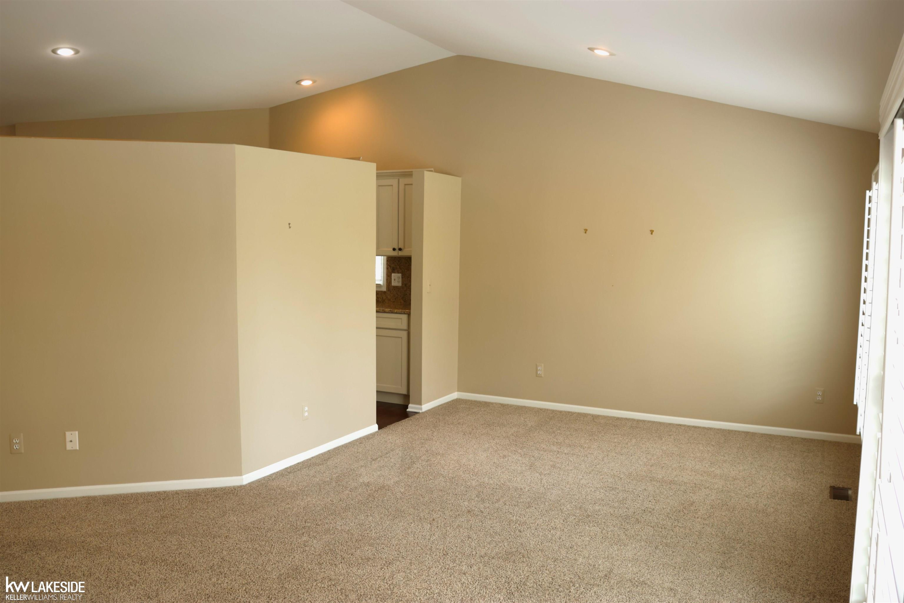 6589 Copper Creek Drive, Washington, MI — Photo 4