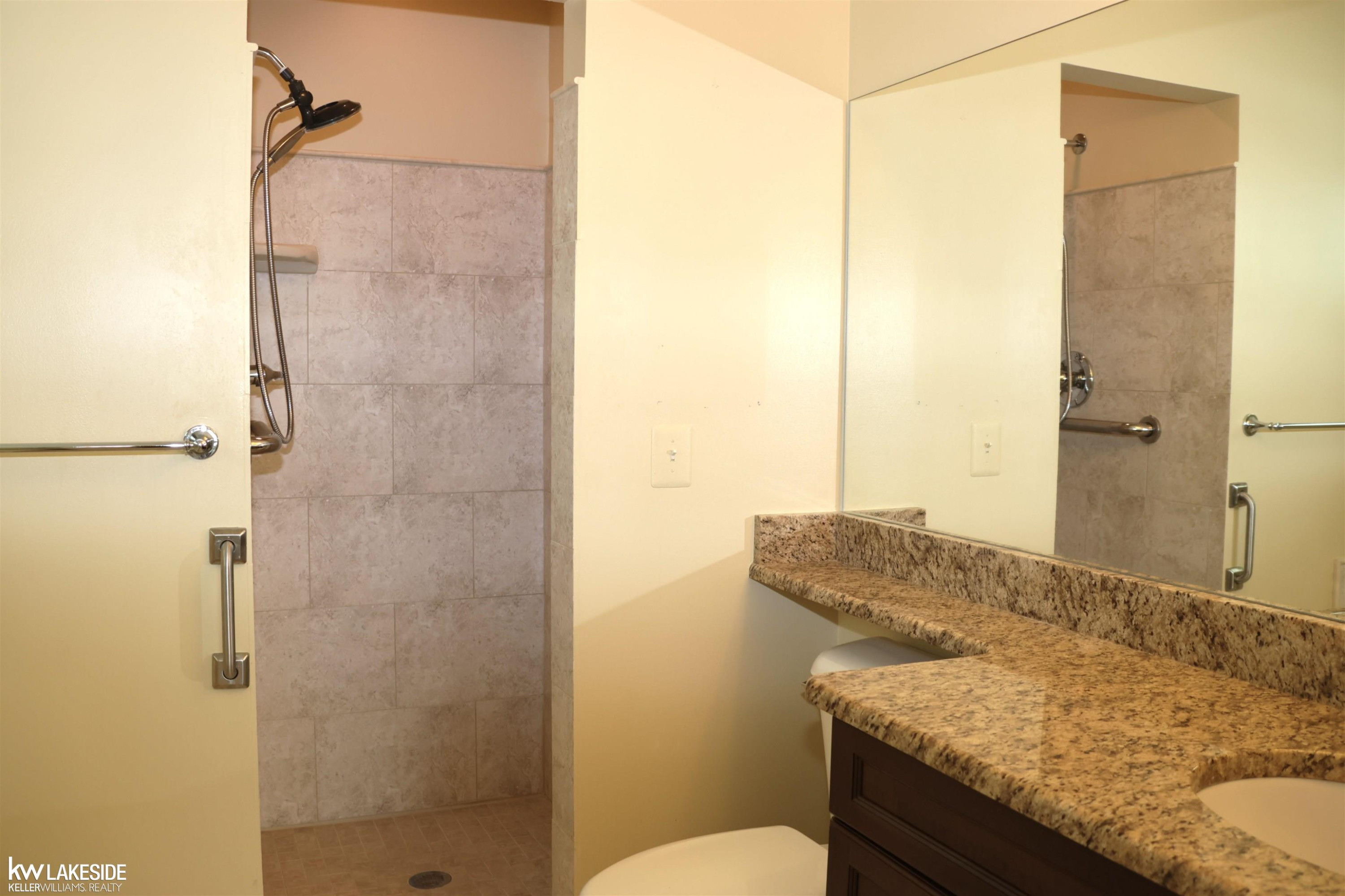 6589 Copper Creek Drive, Washington, MI — Photo 15