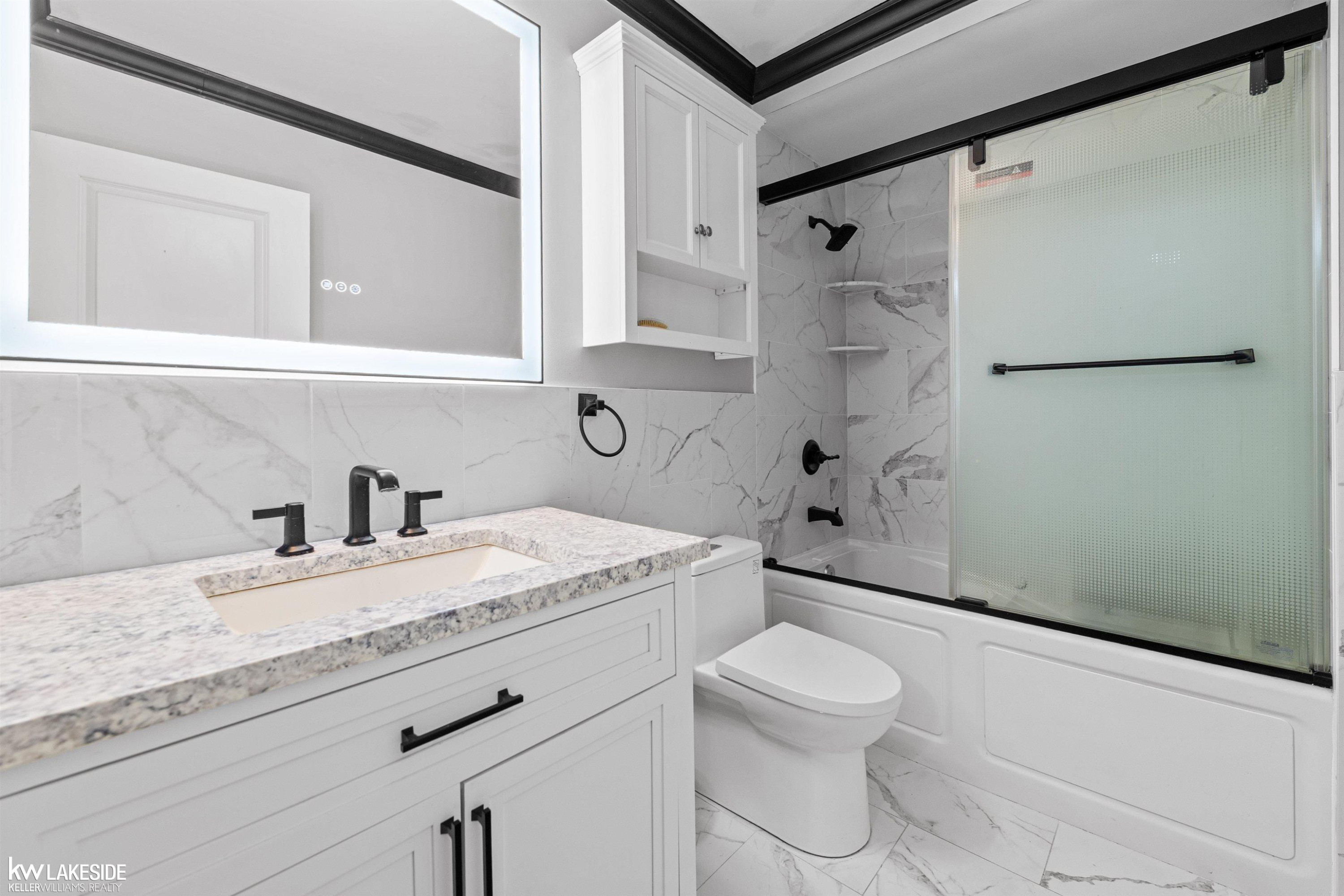 16933 Kensington Drive, Macomb, MI 48044 — Photo 27