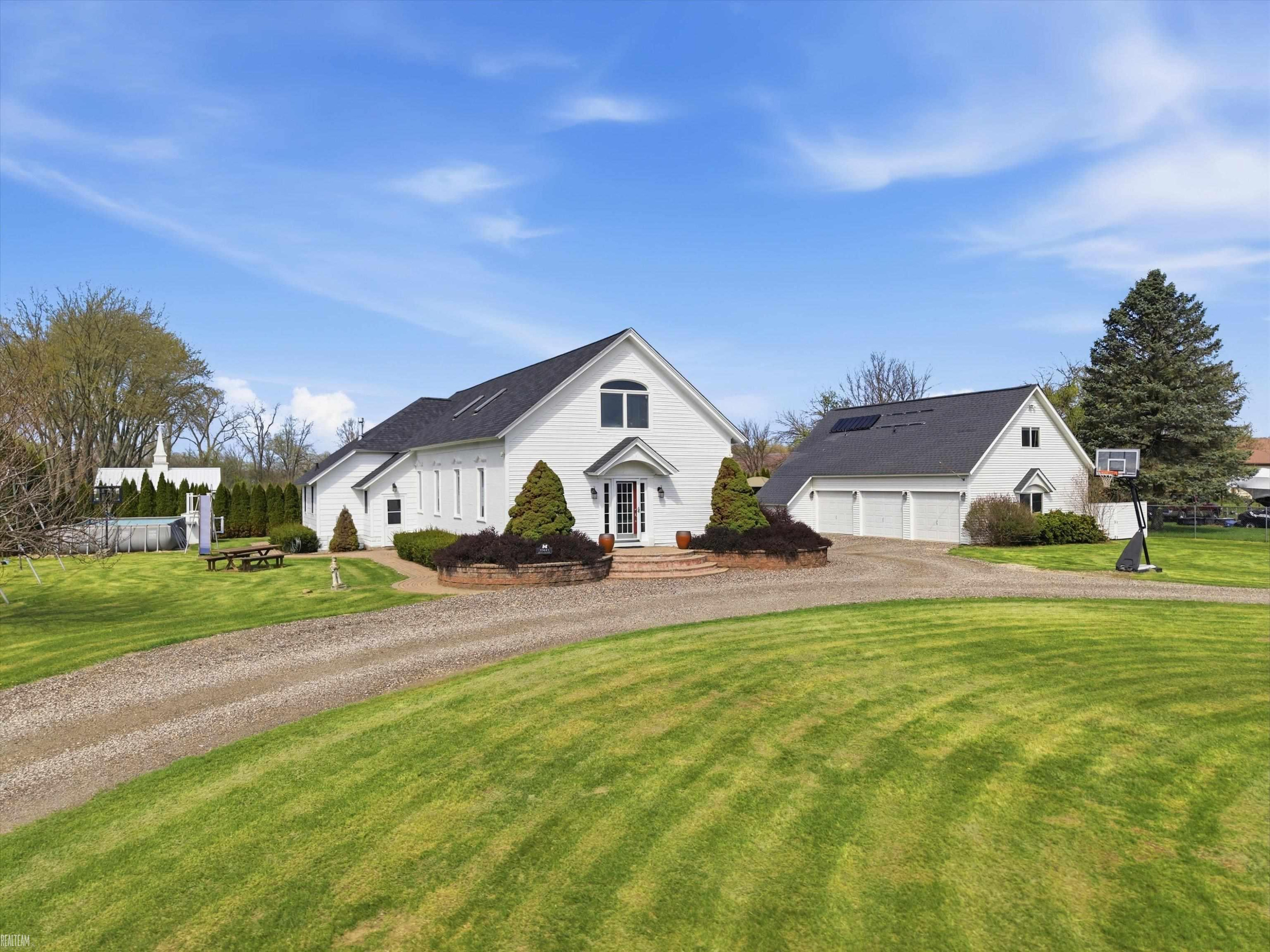 59441 Romeo Plank Road, MI — Photo 44