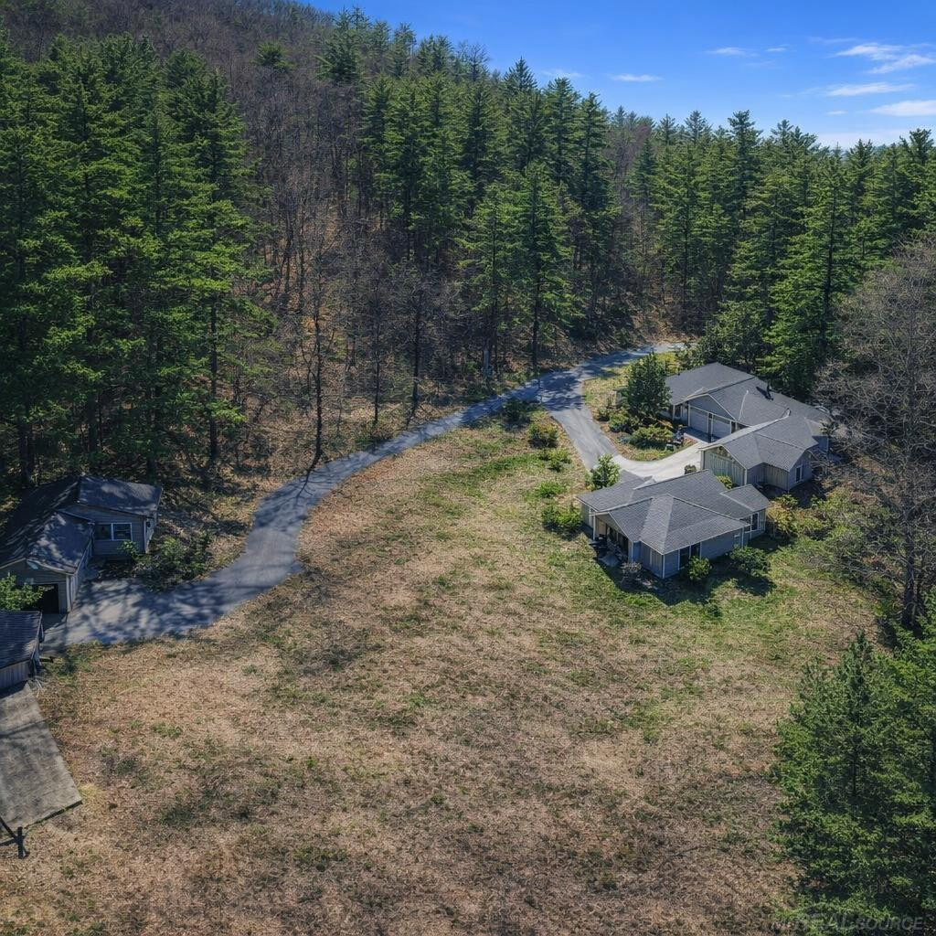 6625 Forest Beach Drive, Holland, MI 49423 — Photo 6