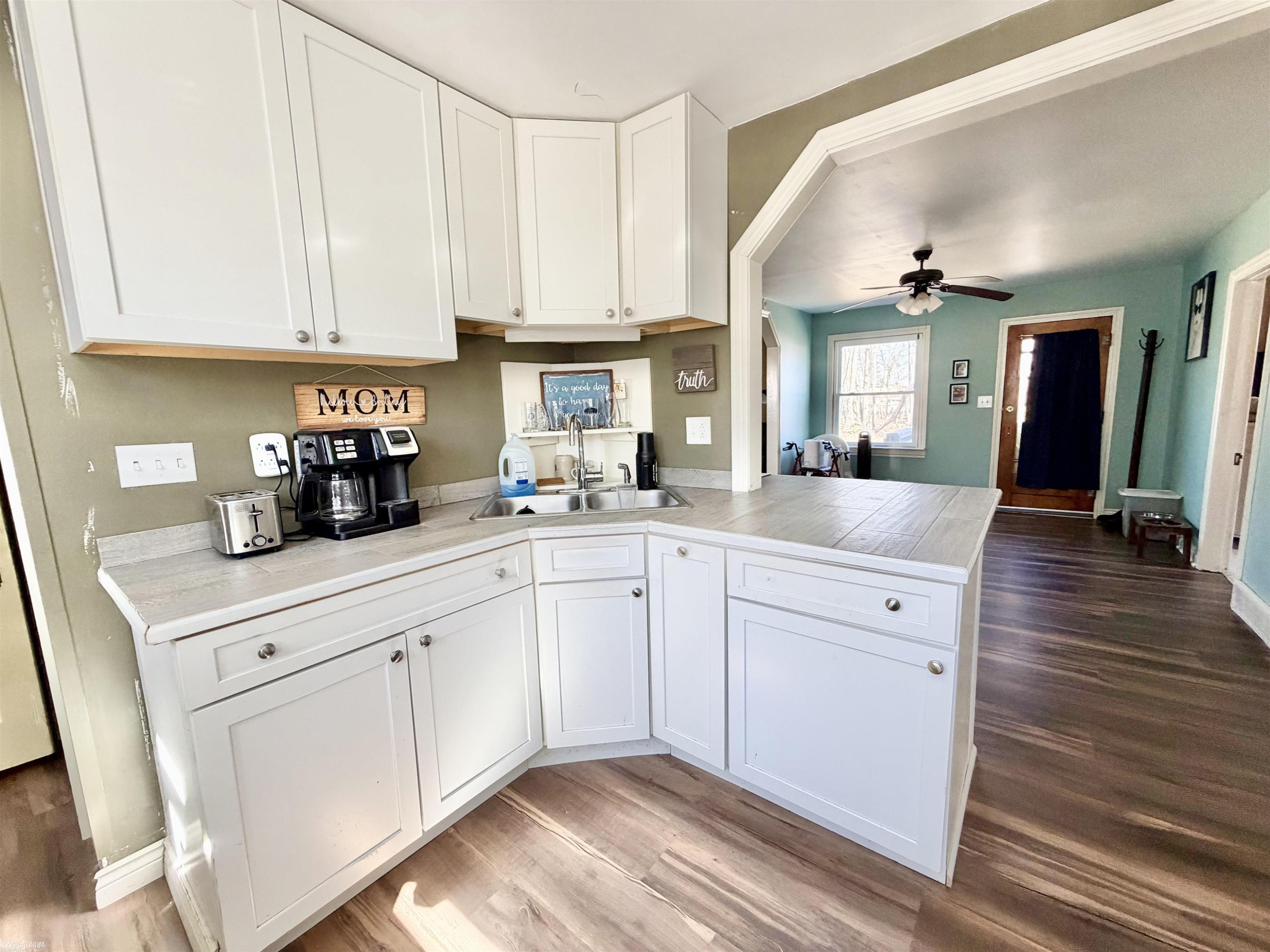 607 Maple Street, Tawas City, MI 48763 — Photo 9