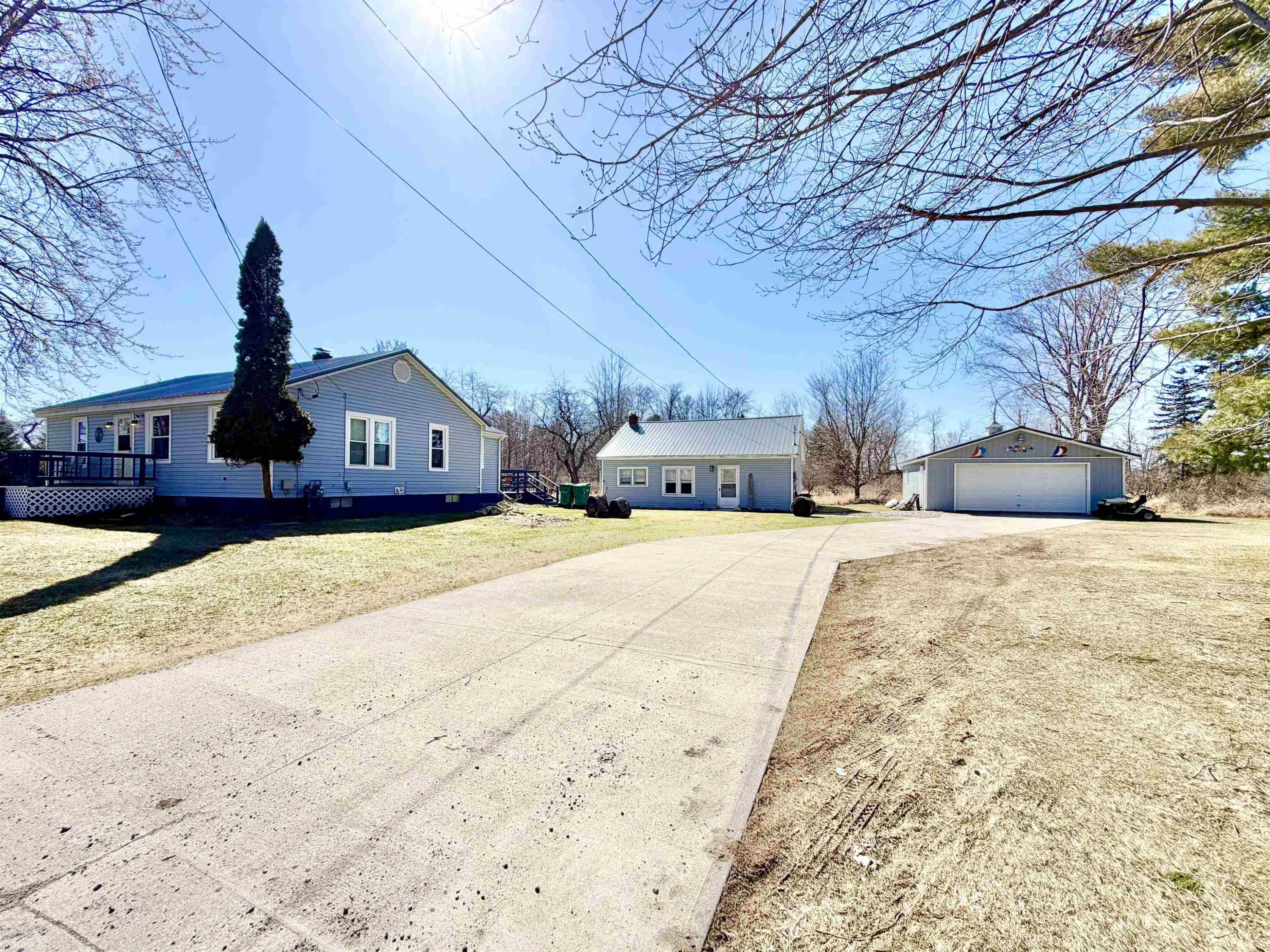 607 Maple Street, Tawas City, MI 48763 — Photo 18