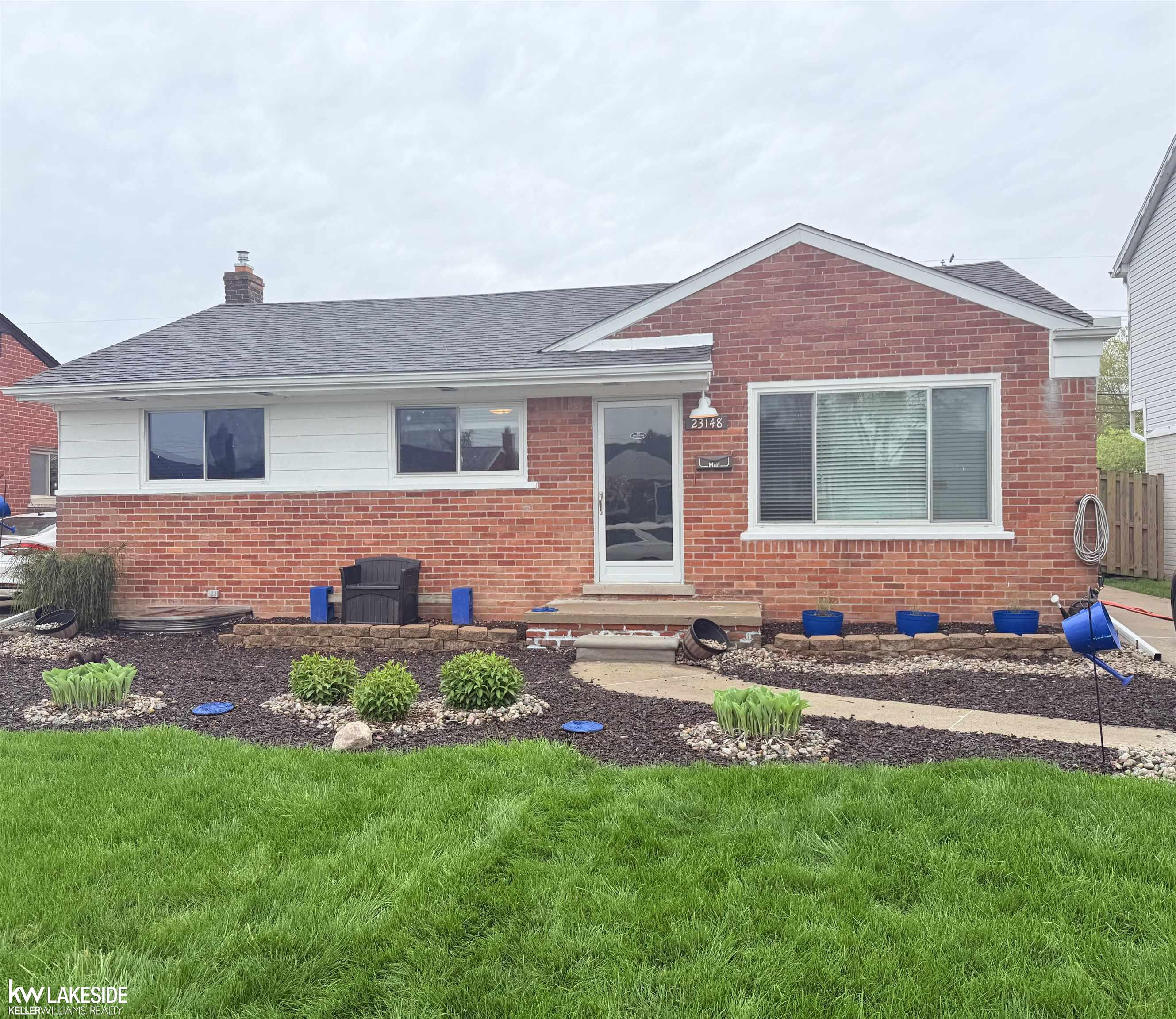 23148 Port Street, Saint Clair Shores, MI 48082 — front exterior