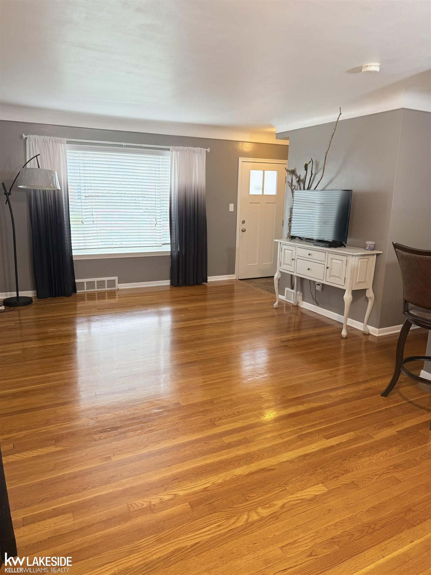 23148 Port Street, Saint Clair Shores, MI 48082 — Photo 3