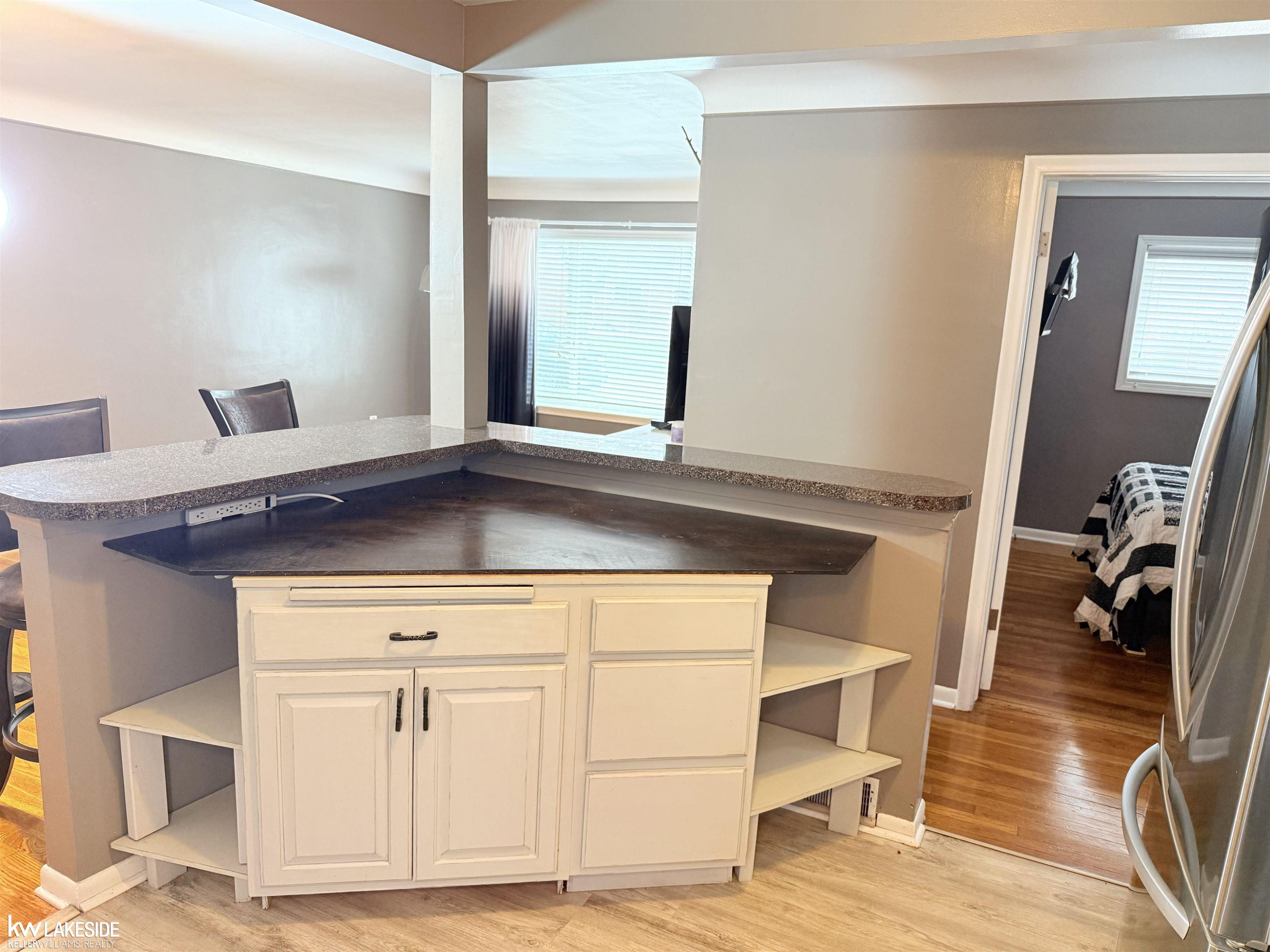 23148 Port Street, Saint Clair Shores, MI 48082 — Photo 5