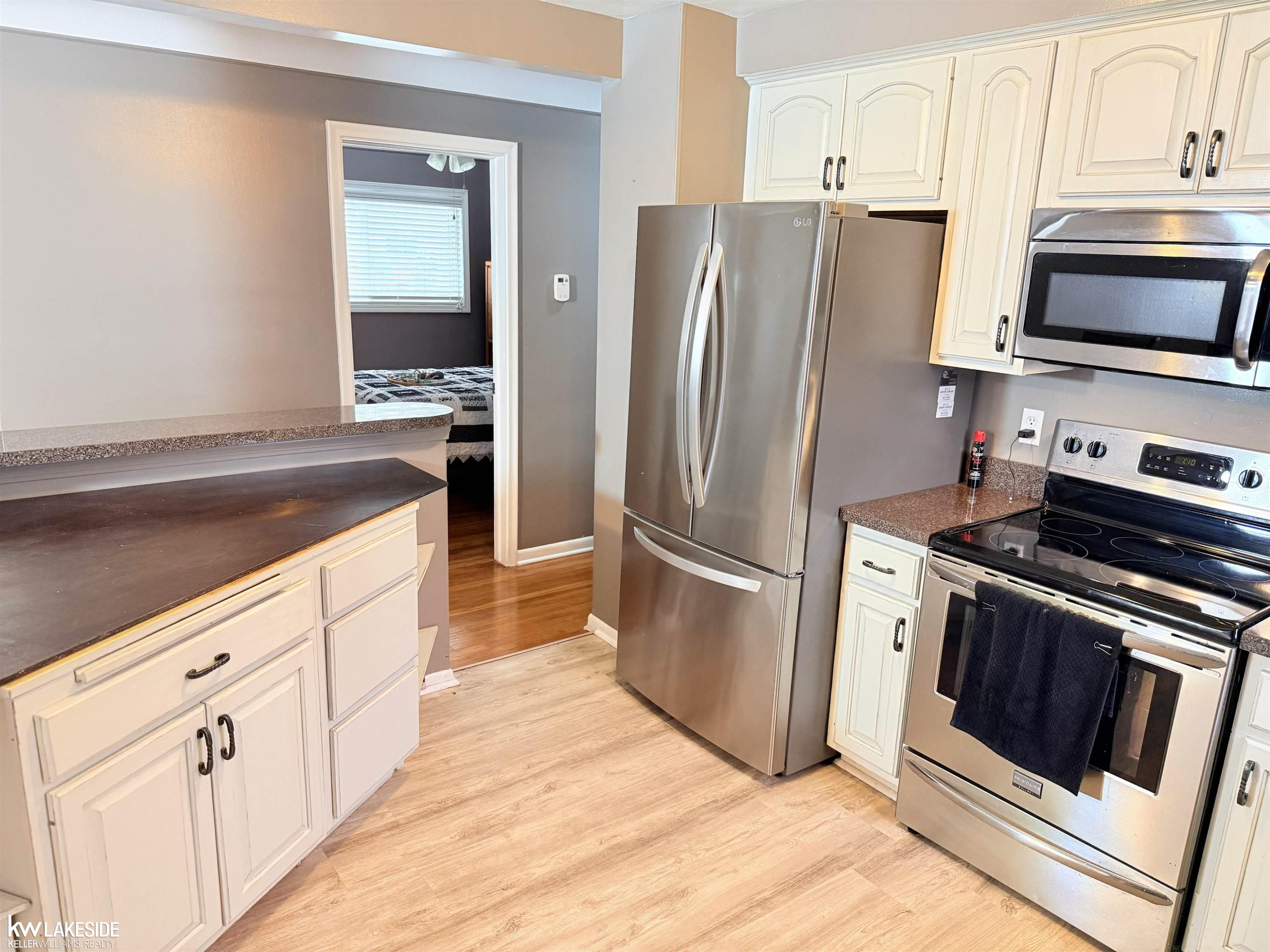 23148 Port Street, Saint Clair Shores, MI 48082 — Photo 7