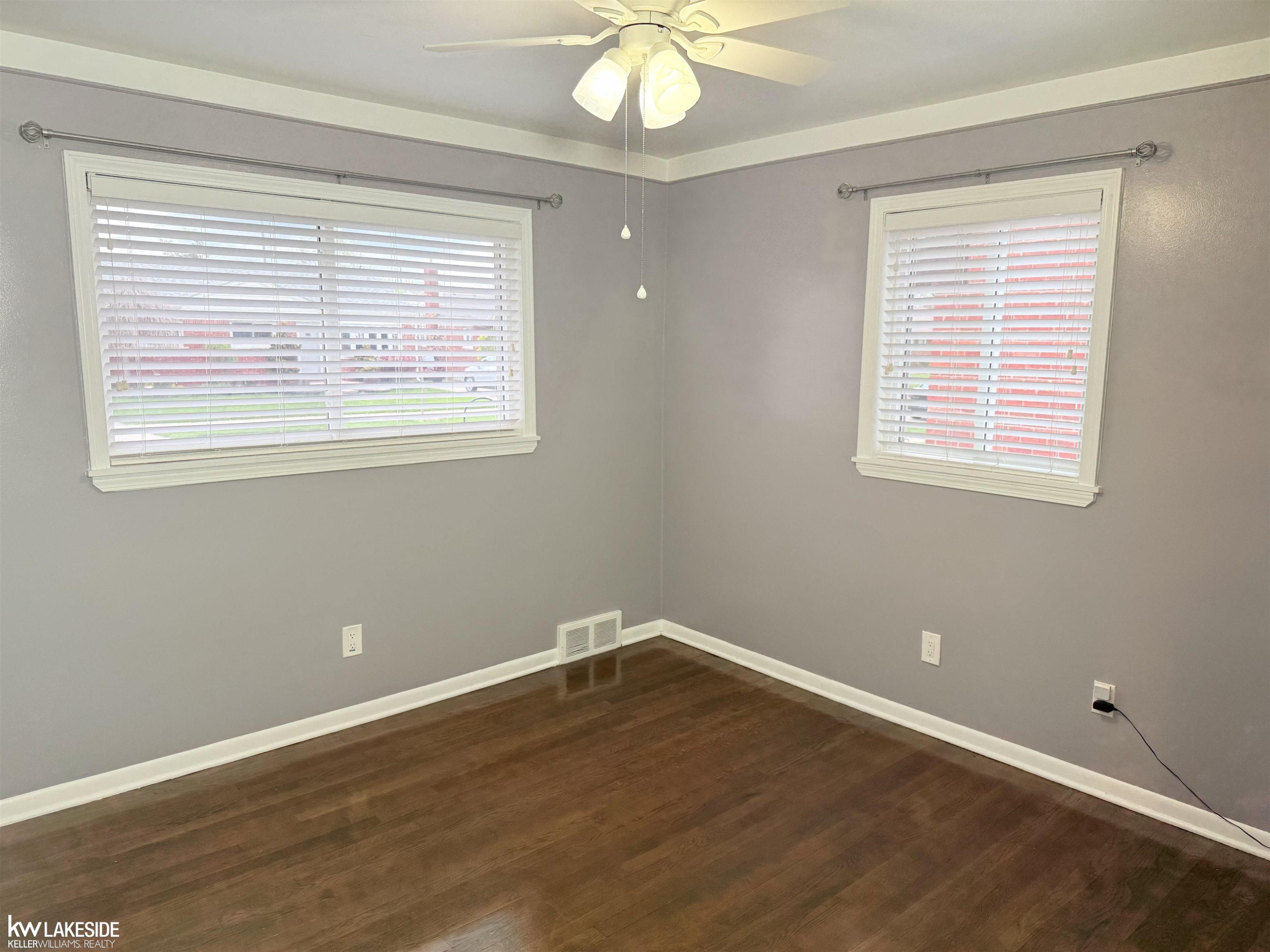 23148 Port Street, Saint Clair Shores, MI 48082 — Photo 9