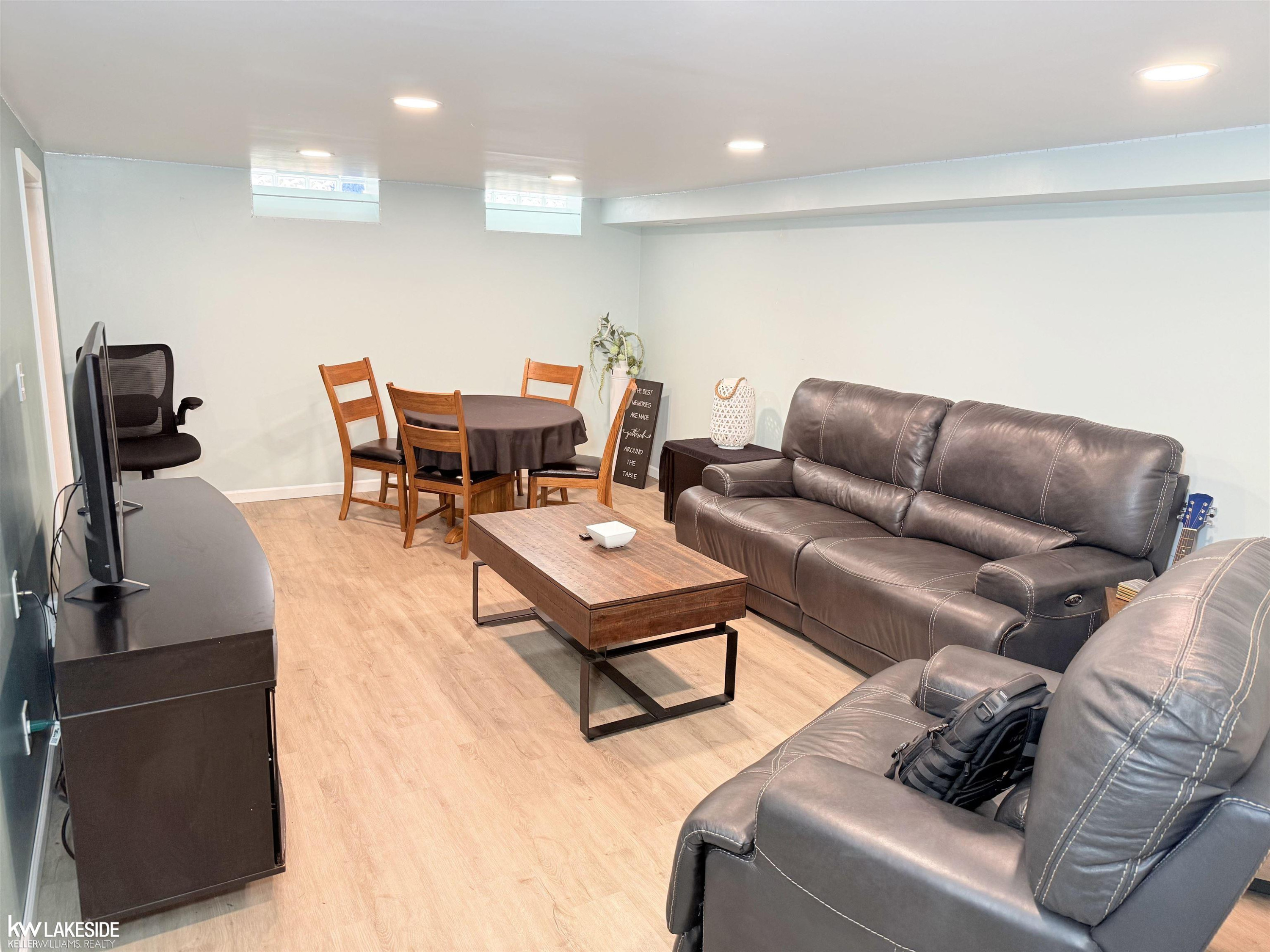 23148 Port Street, Saint Clair Shores, MI 48082 — Photo 13