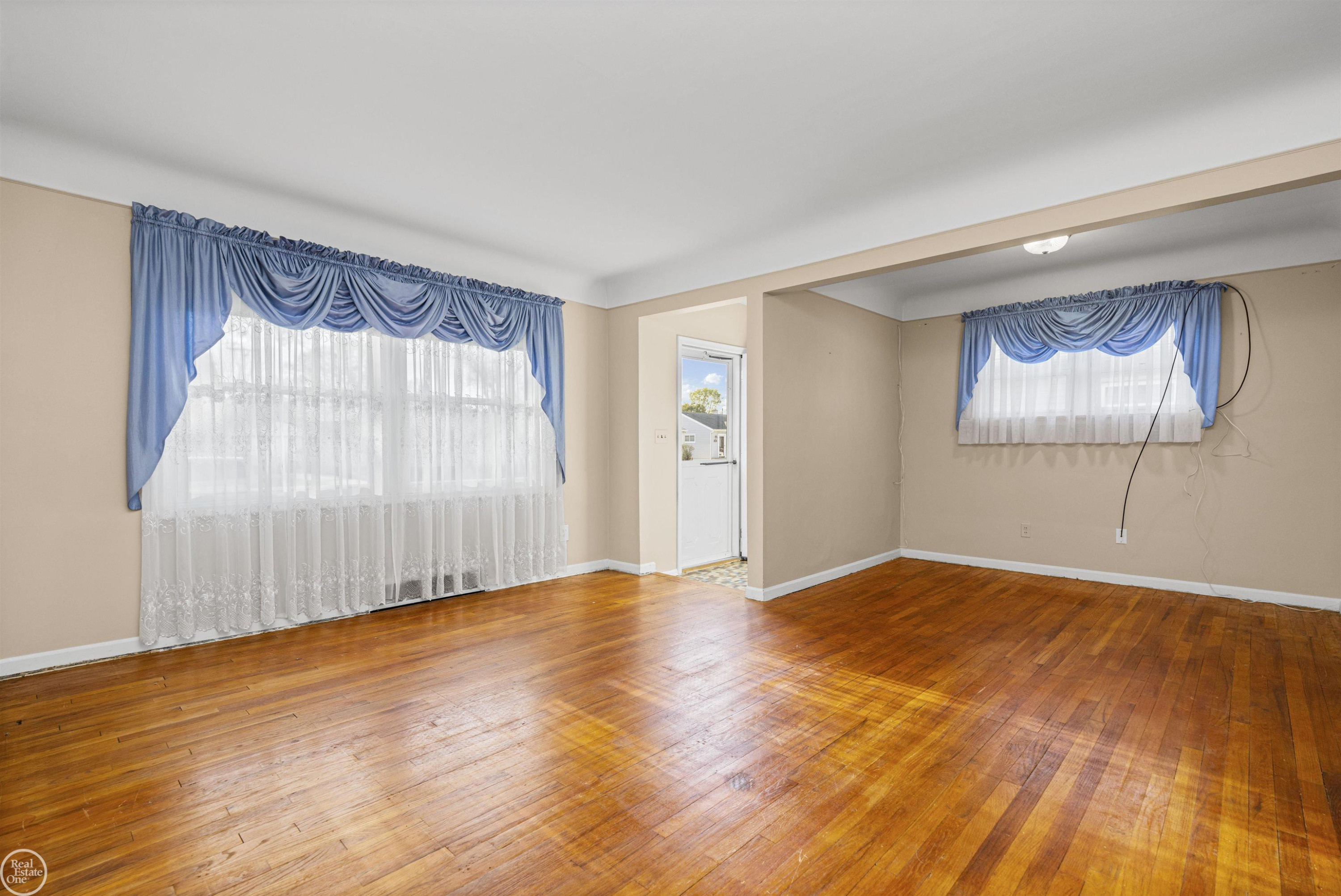 29116 Dembs Street, Roseville, MI 48066 — Photo 14