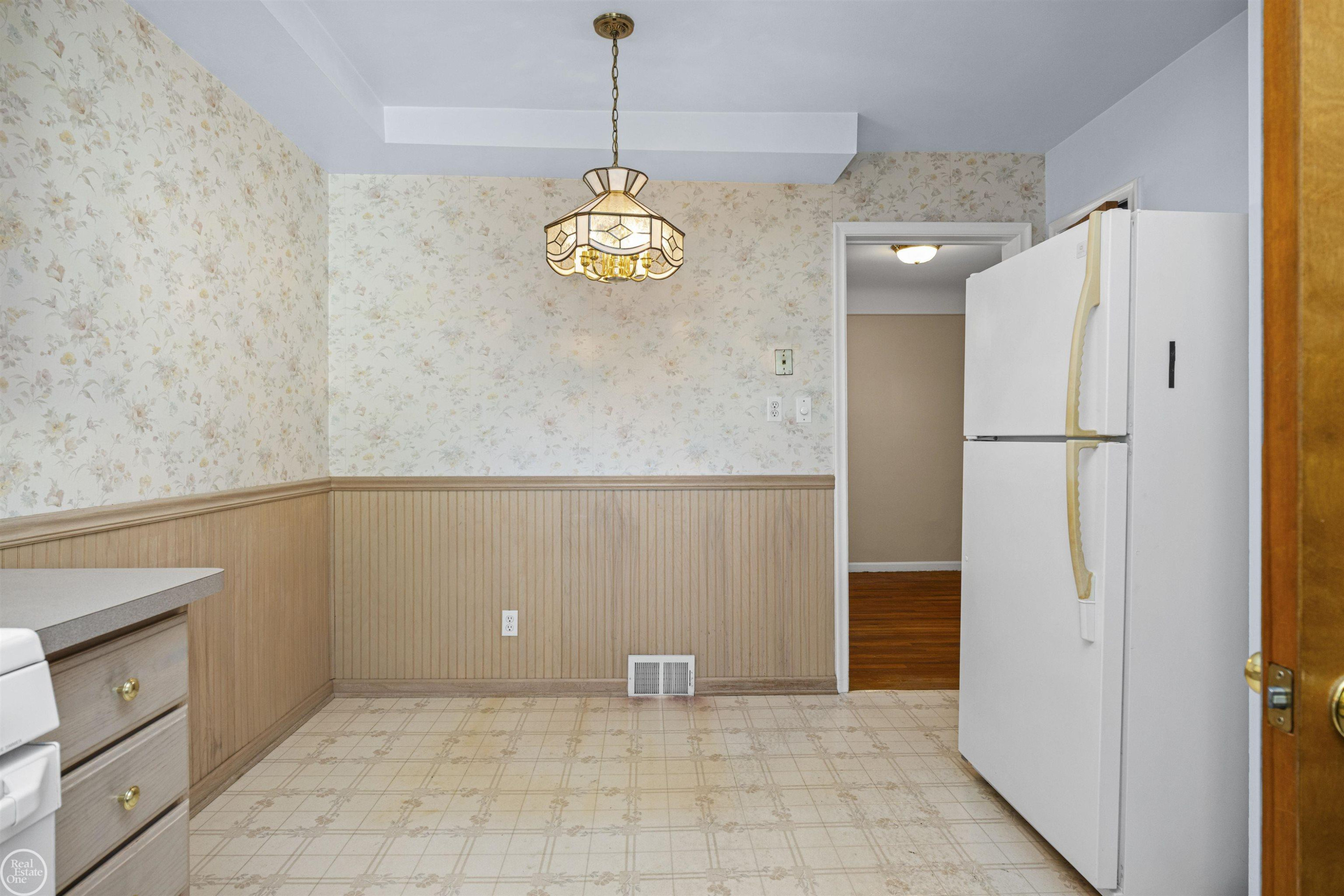 29116 Dembs Street, Roseville, MI 48066 — Photo 24