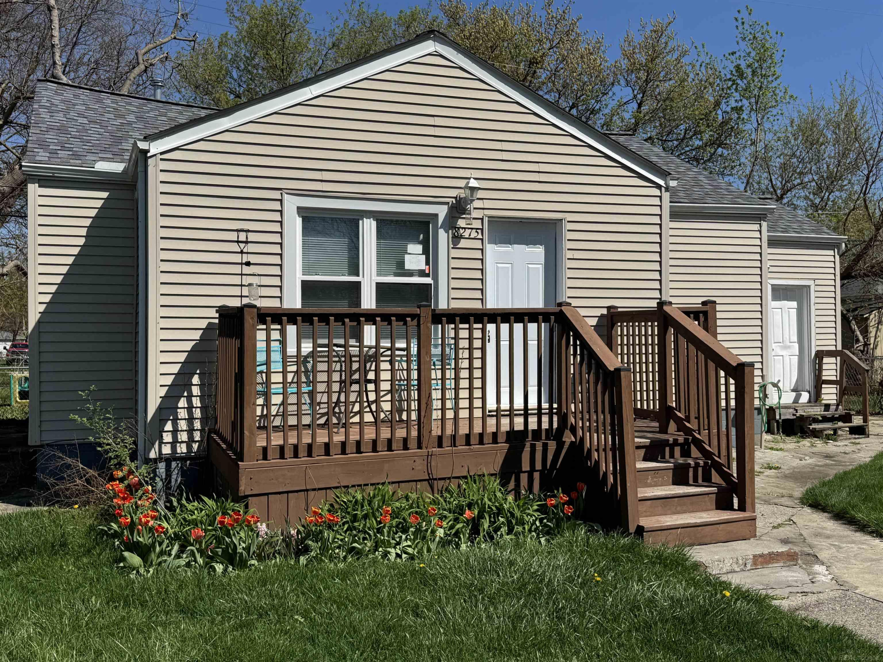 8275 Essex Avenue, Warren, MI 48089 — Photo 2