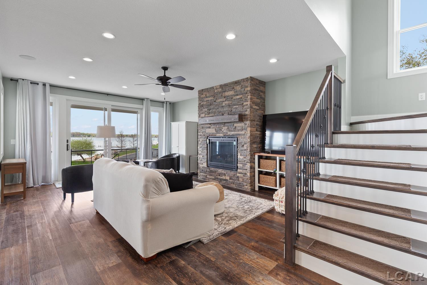 8662 Cherry Point Road, Manitou Beach, MI 49253 — Photo 15