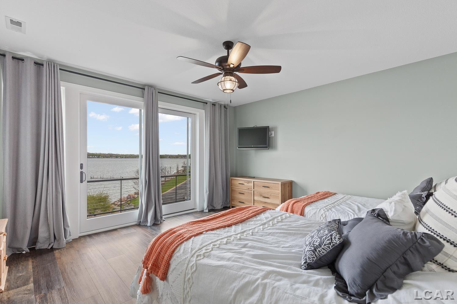 8662 Cherry Point Road, Manitou Beach, MI 49253 — Photo 19