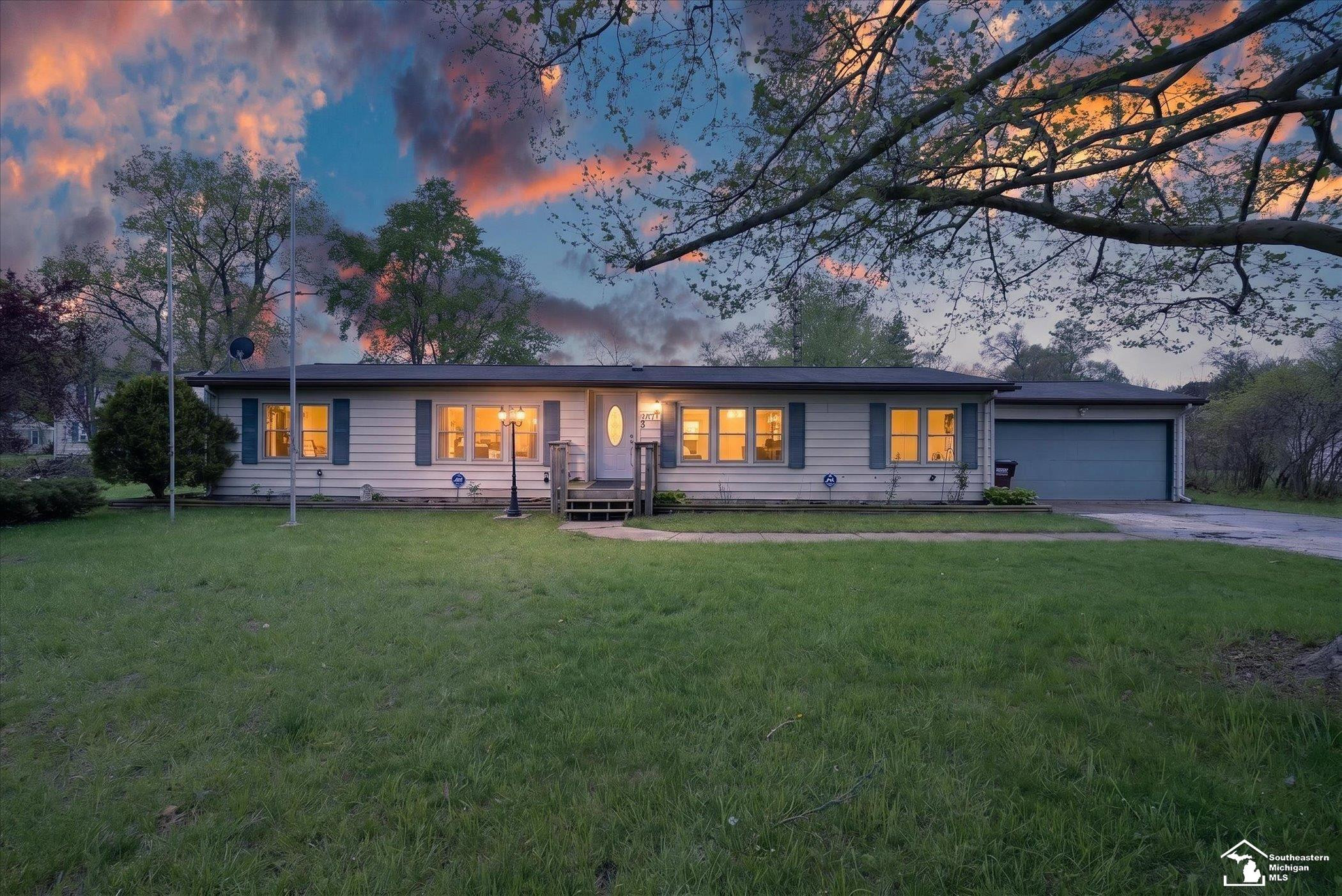 7077 Taylor Avenue, Temperance, MI 48182 — front exterior