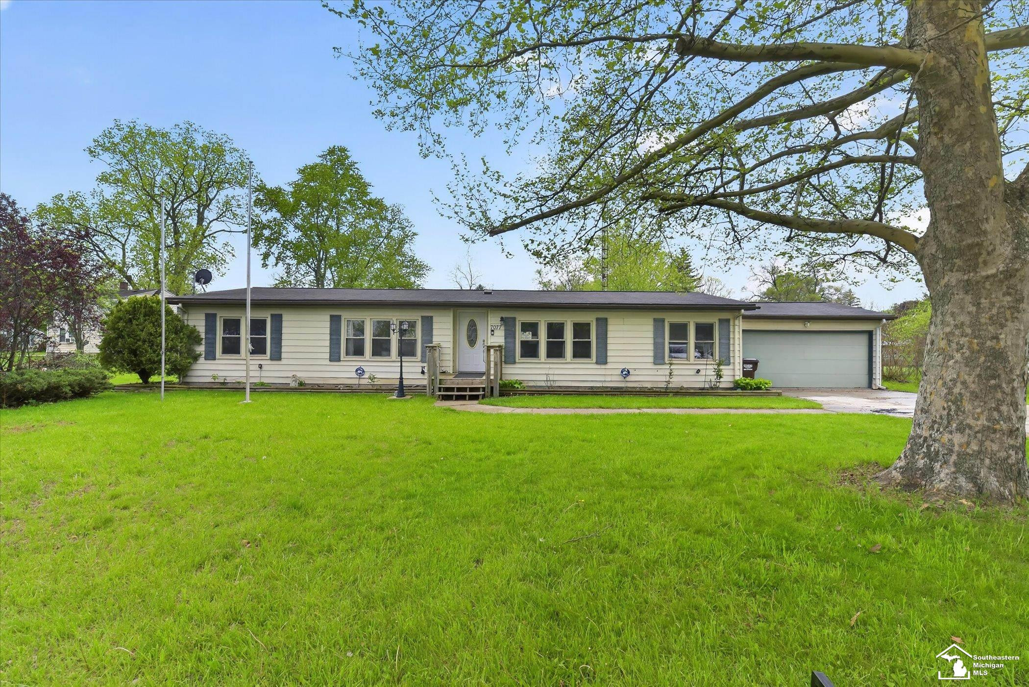 7077 Taylor Avenue, Temperance, MI 48182 — Photo 3