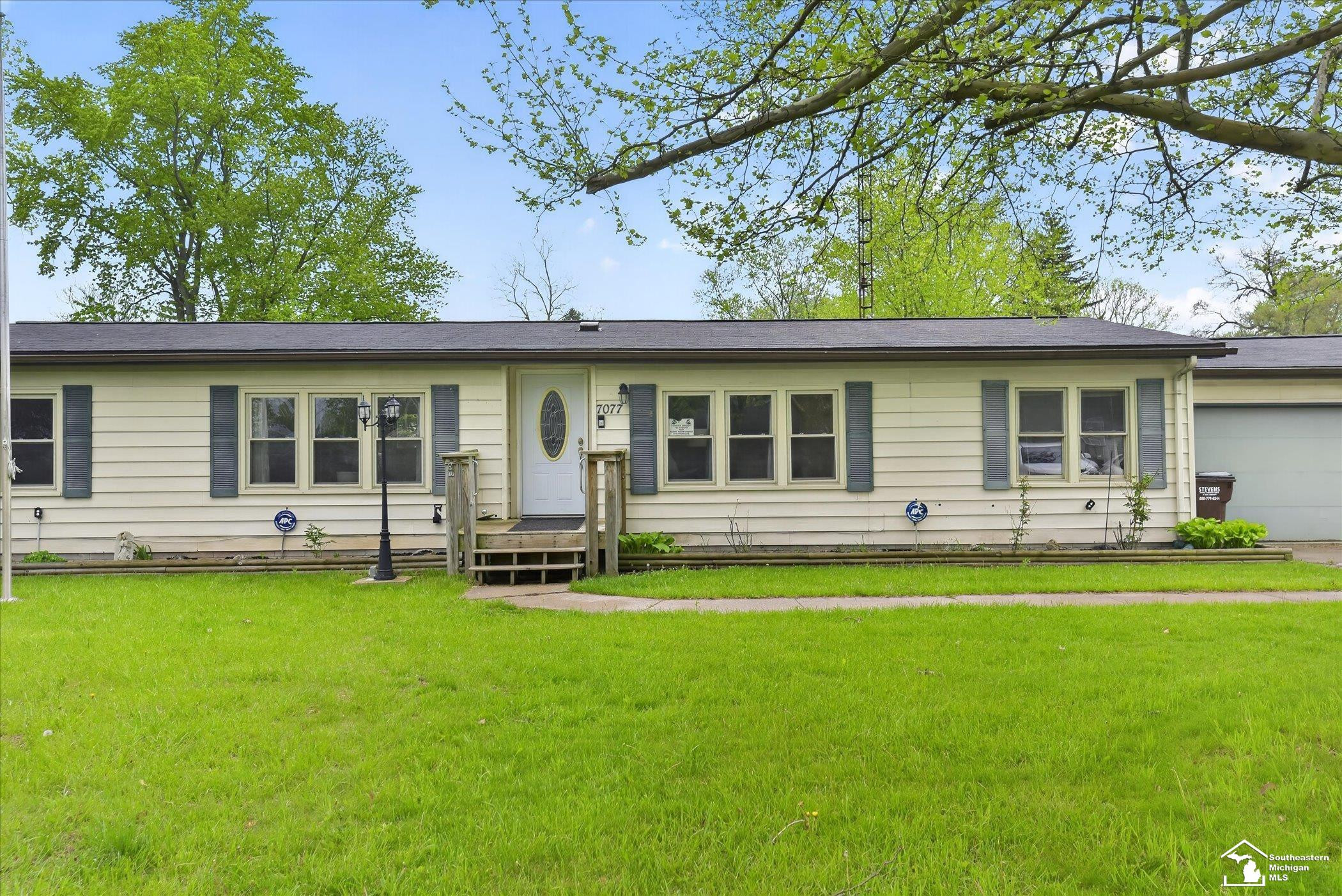 7077 Taylor Avenue, Temperance, MI 48182 — Photo 5