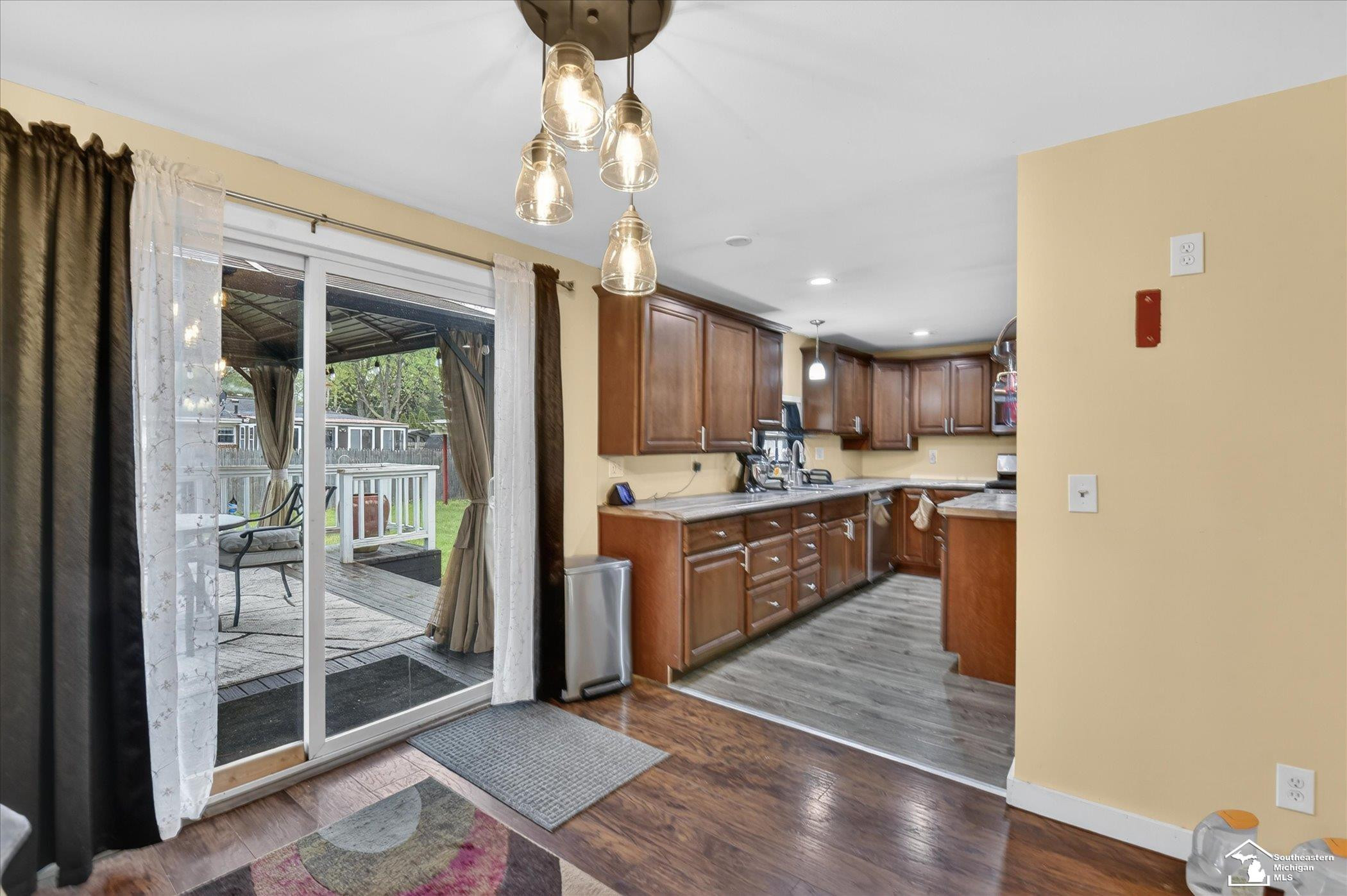 7077 Taylor Avenue, Temperance, MI 48182 — Photo 20
