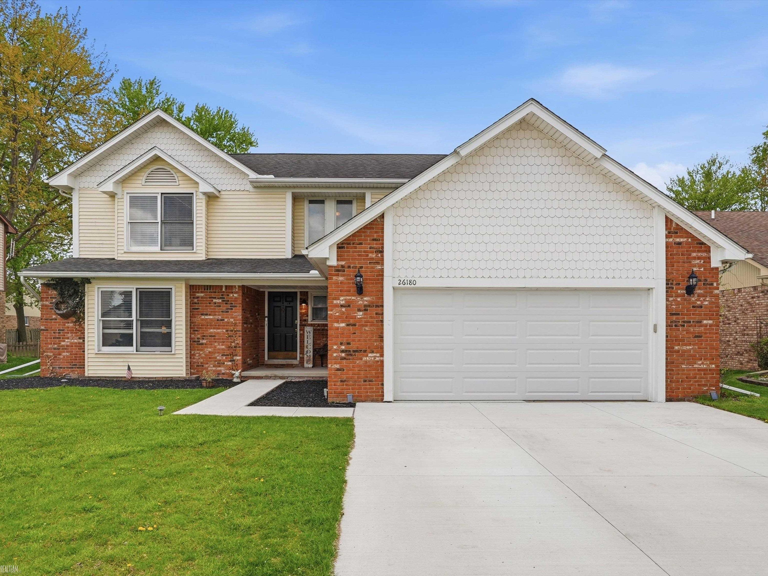 26180 Woodland Drive, Chesterfield, MI — front exterior