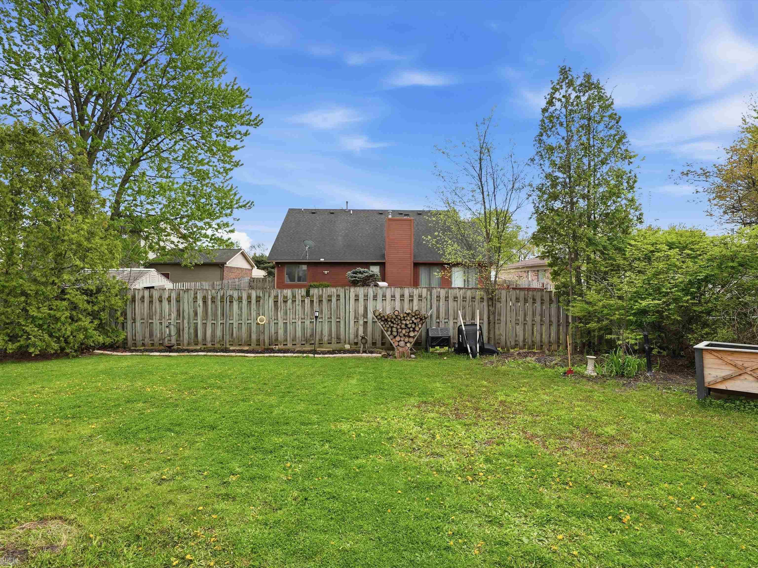 26180 Woodland Drive, Chesterfield, MI — Photo 20