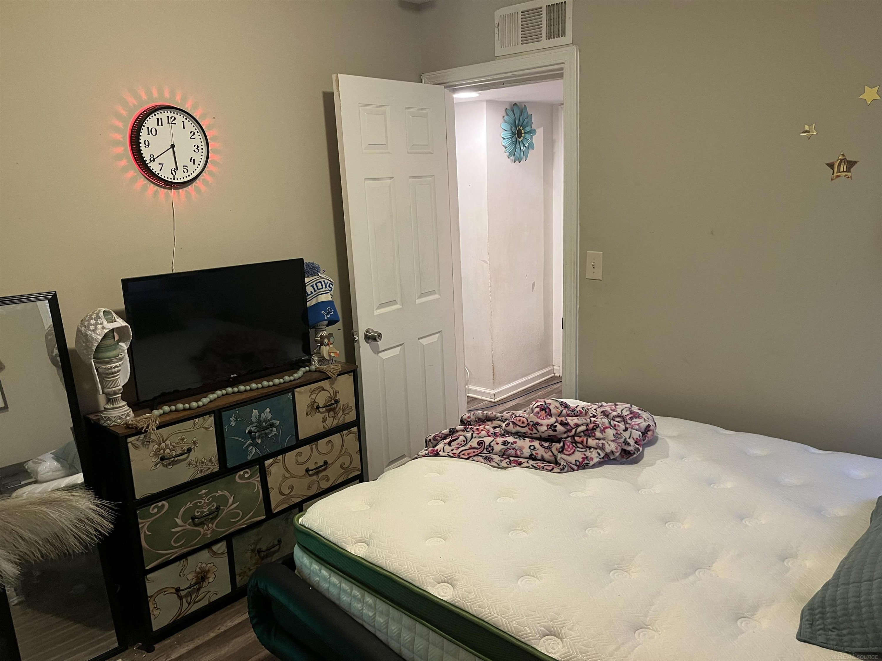 21548 Doepfer Road, Warren, MI 48091 — Photo 17
