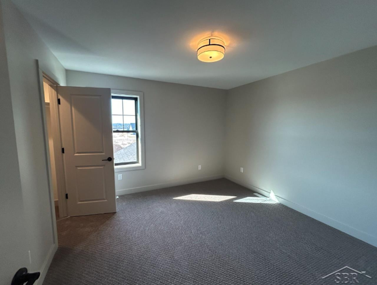 8657 Foxtail Trail Street, Freeland, MI 48623 — Photo 10