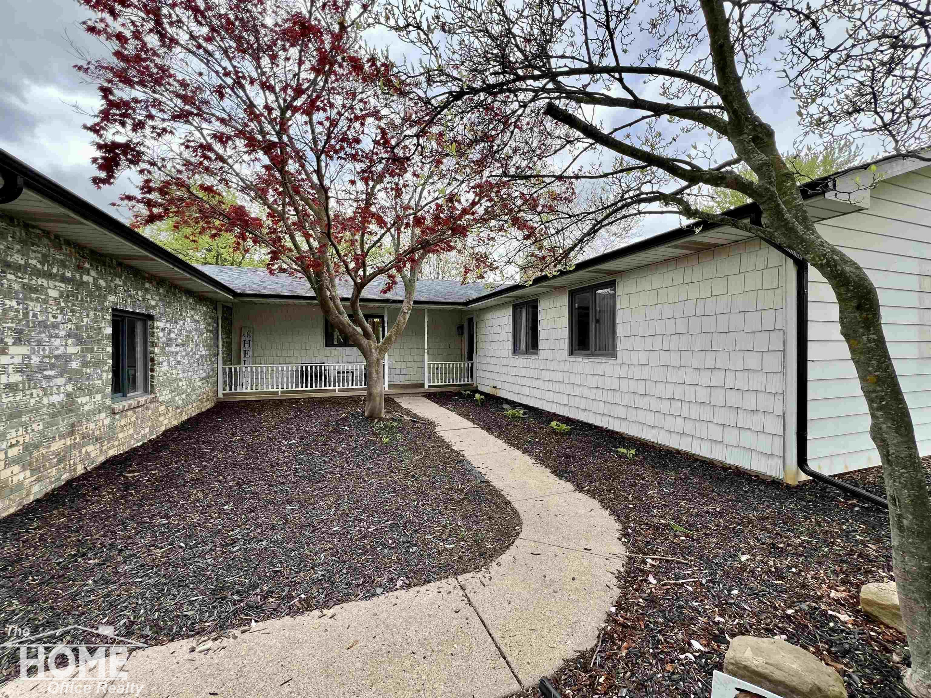 4938 Ottawa Court, Owosso, MI 48867 — Photo 2