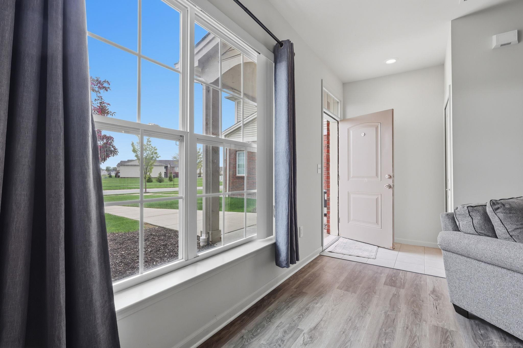 21876 Aberdeen Drive, MI 48402 — Photo 13