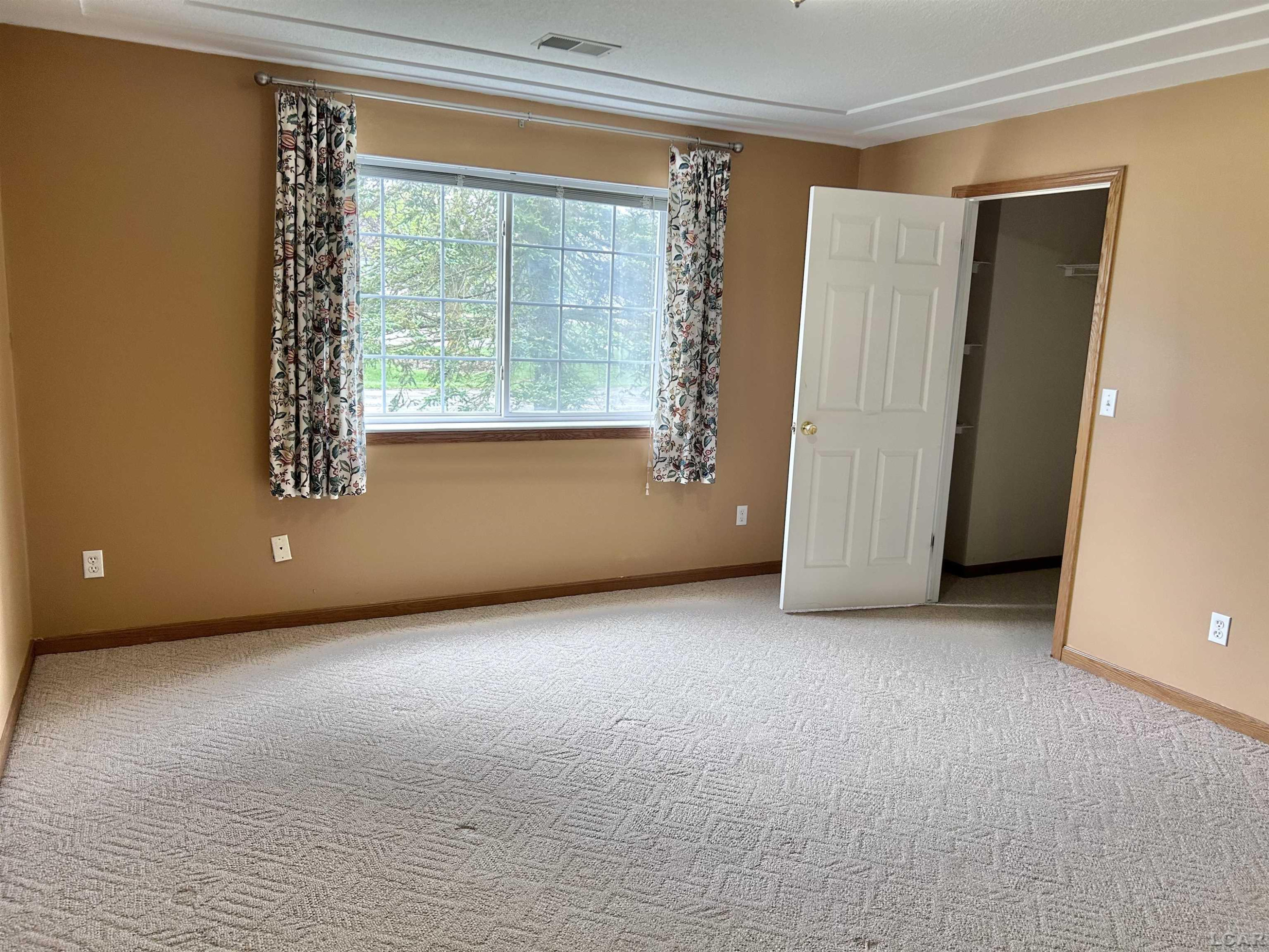 104 Lakewood Drive, Adrian, MI 49221 — Photo 11