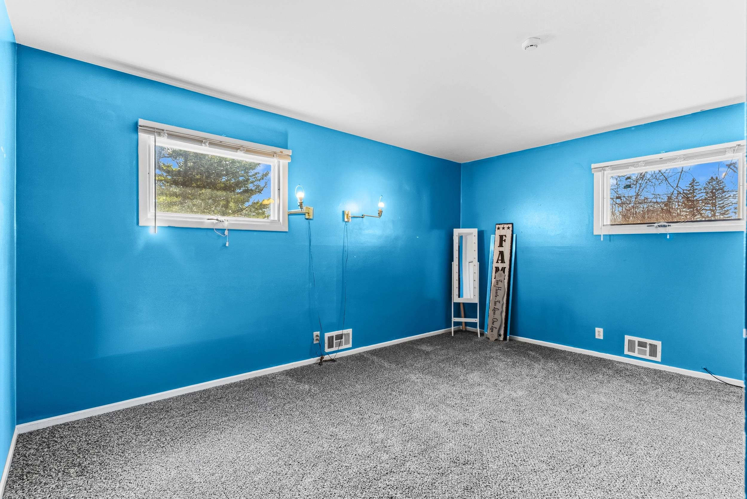 2125 Thistlewood Drive, Burton, MI 48509 — Photo 22