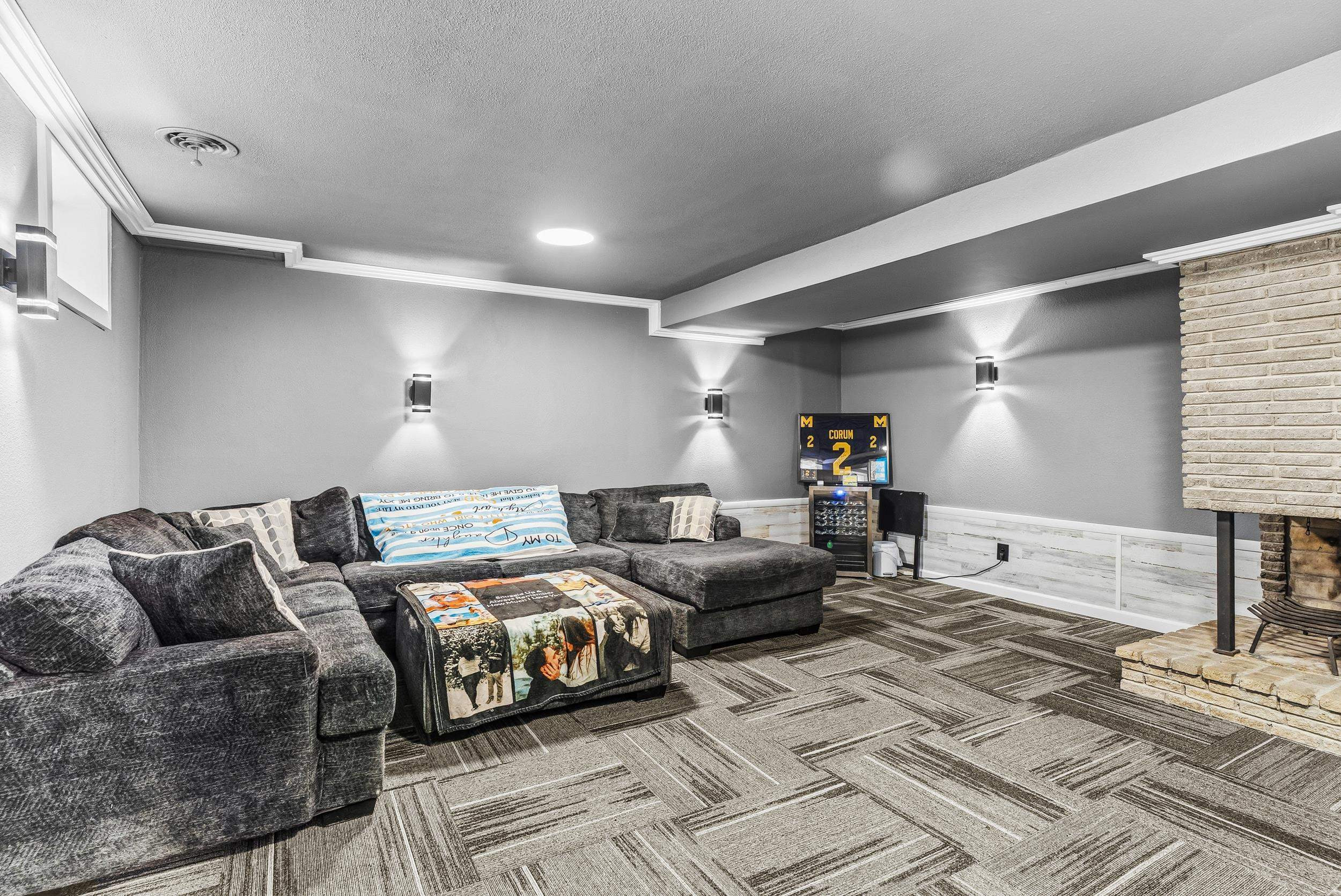 2125 Thistlewood Drive, Burton, MI 48509 — Photo 29
