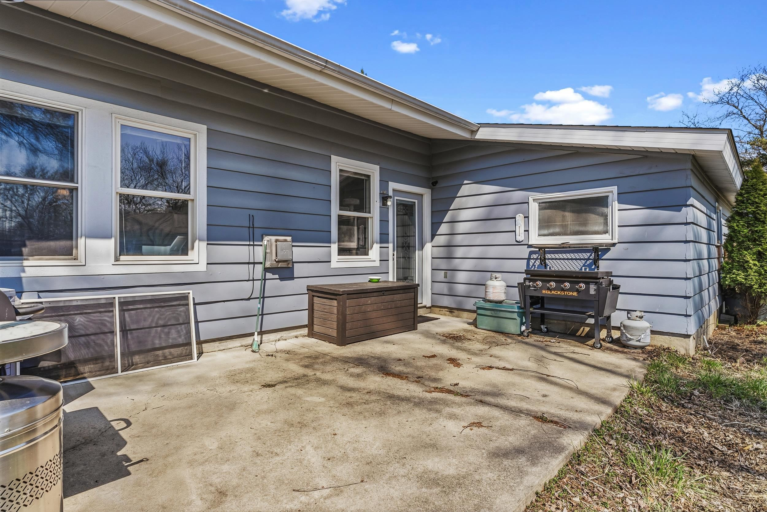 2125 Thistlewood Drive, Burton, MI 48509 — Photo 34