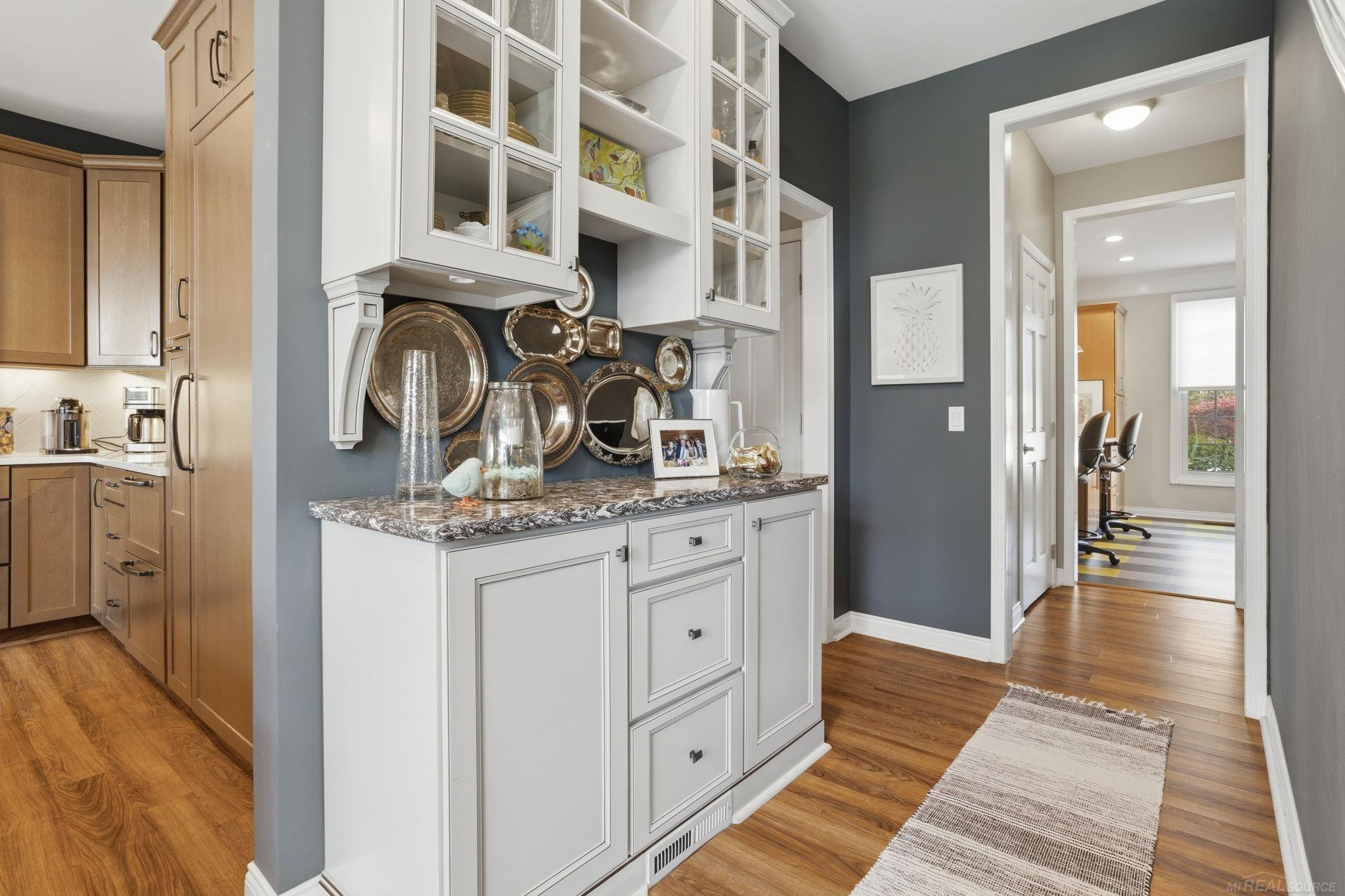 4030 Holly Lane, MI 48306 — Photo 17