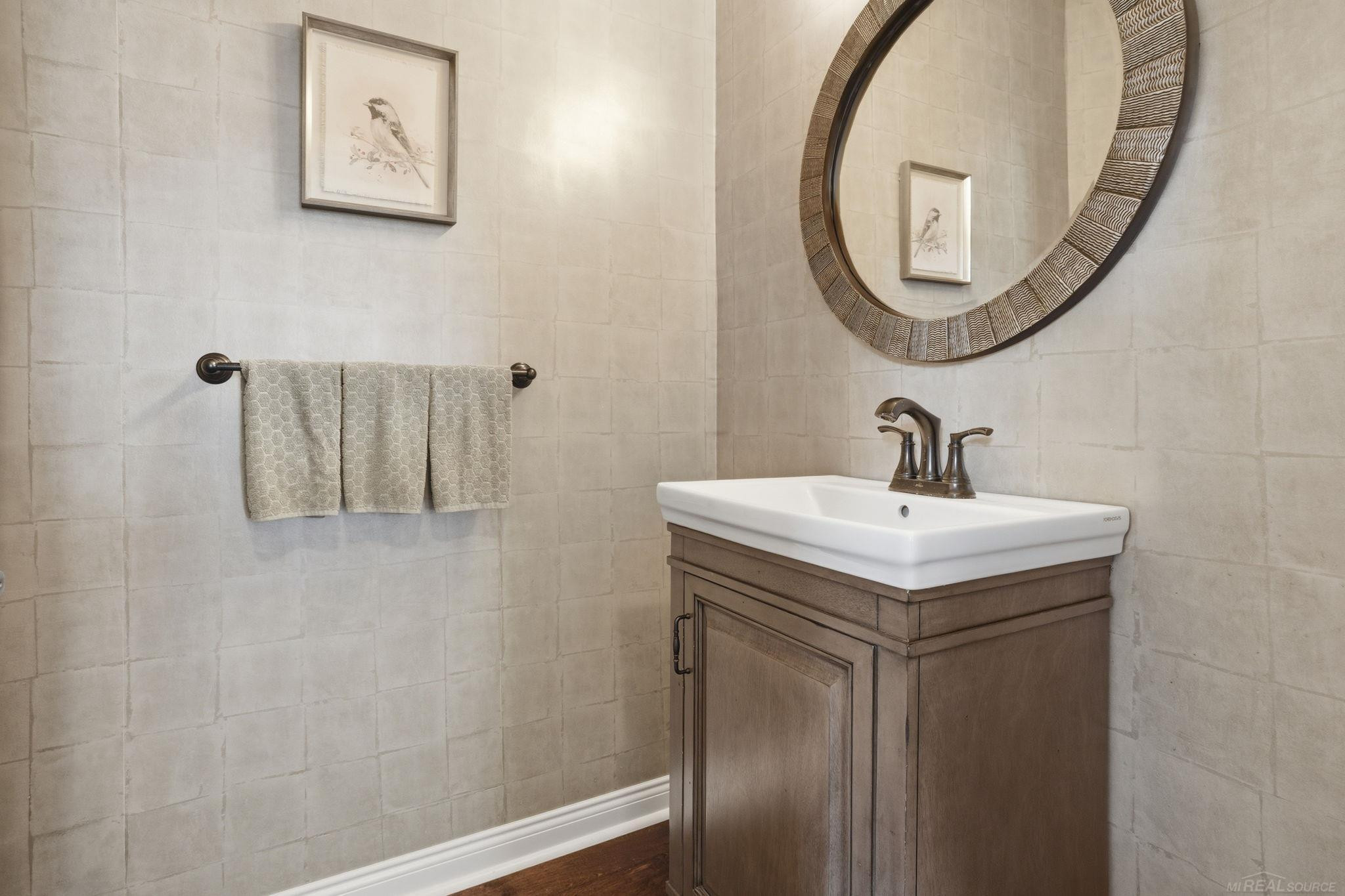 4030 Holly Lane, MI 48306 — Photo 18