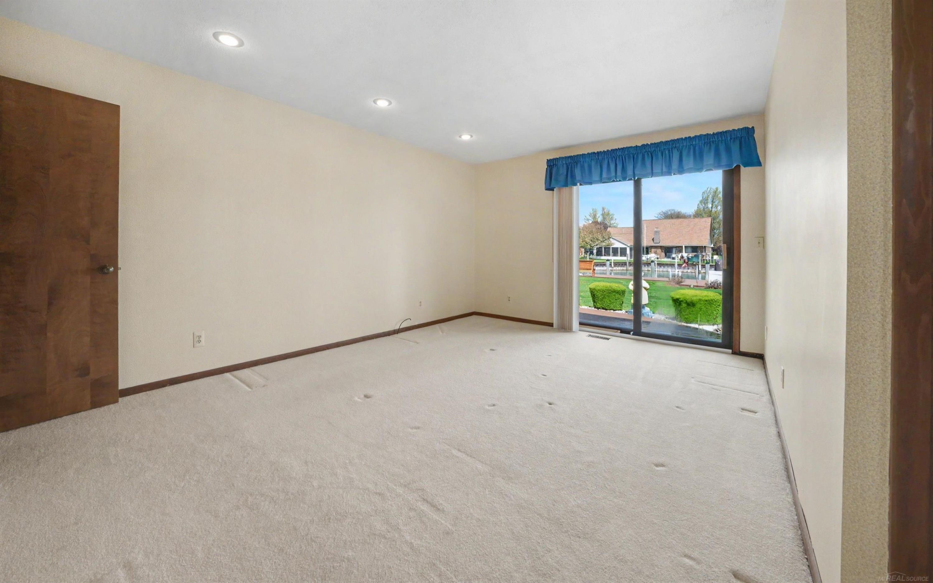 7310 Parklane Street, MI 48001 — Photo 34