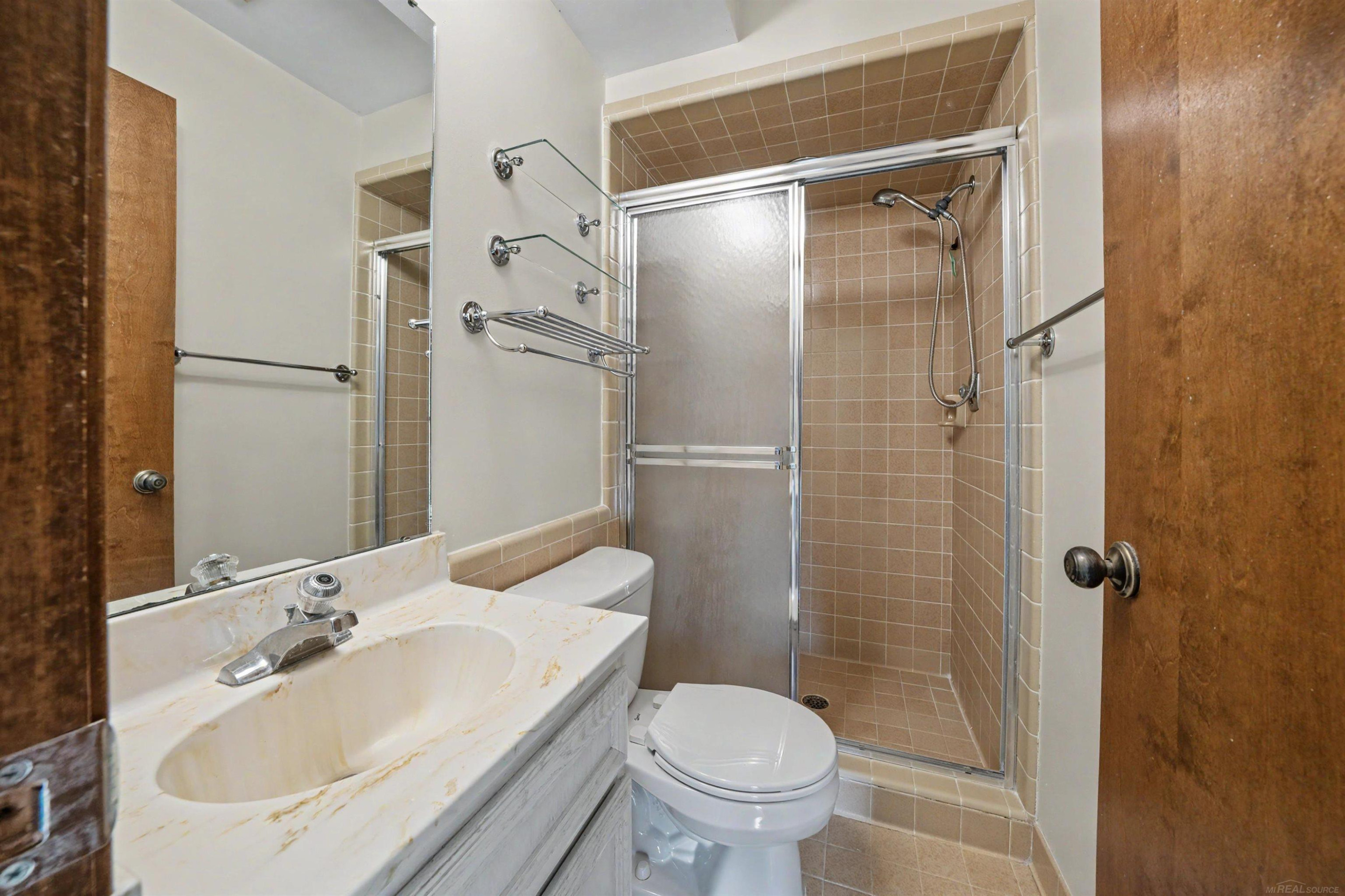 7310 Parklane Street, MI 48001 — Photo 35