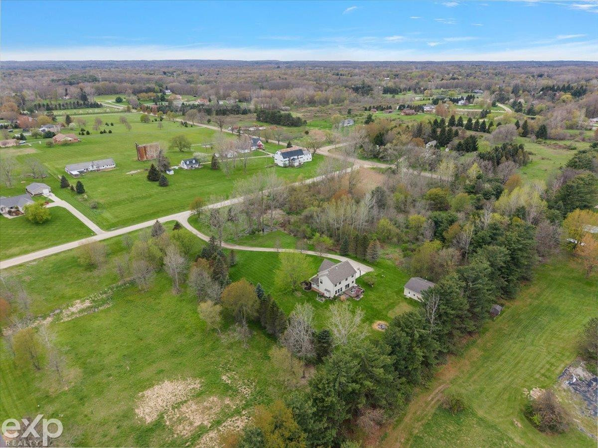 1958 Deer Run Lane, Leonard, MI 48367 — Photo 26