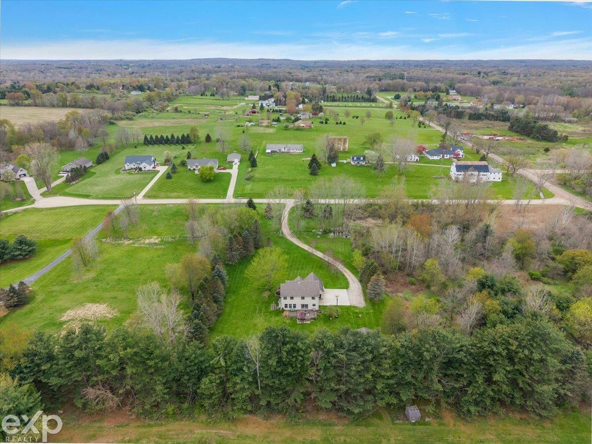 1958 Deer Run Lane, Leonard, MI 48367 — Photo 27