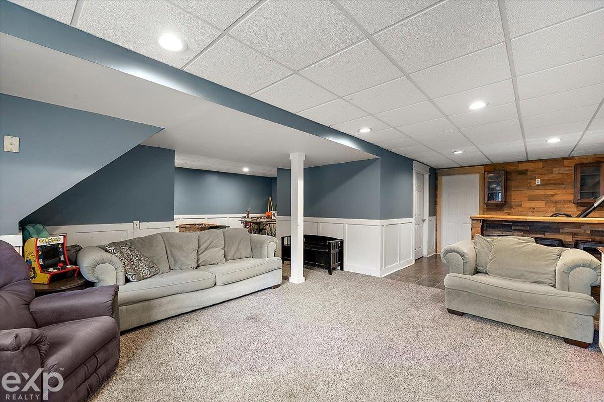 1958 Deer Run Lane, Leonard, MI 48367 — Photo 79